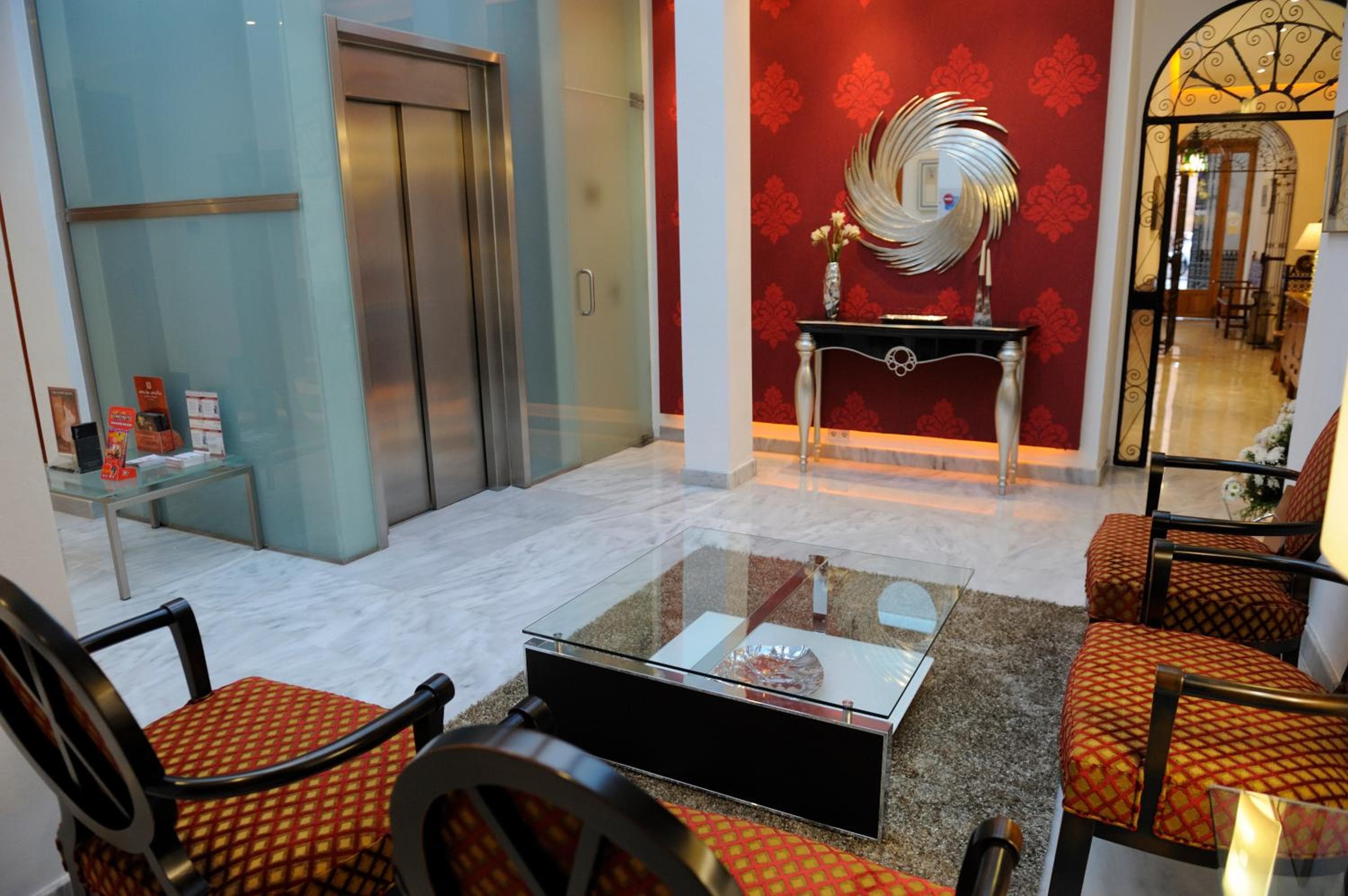Goya Hotel — 1