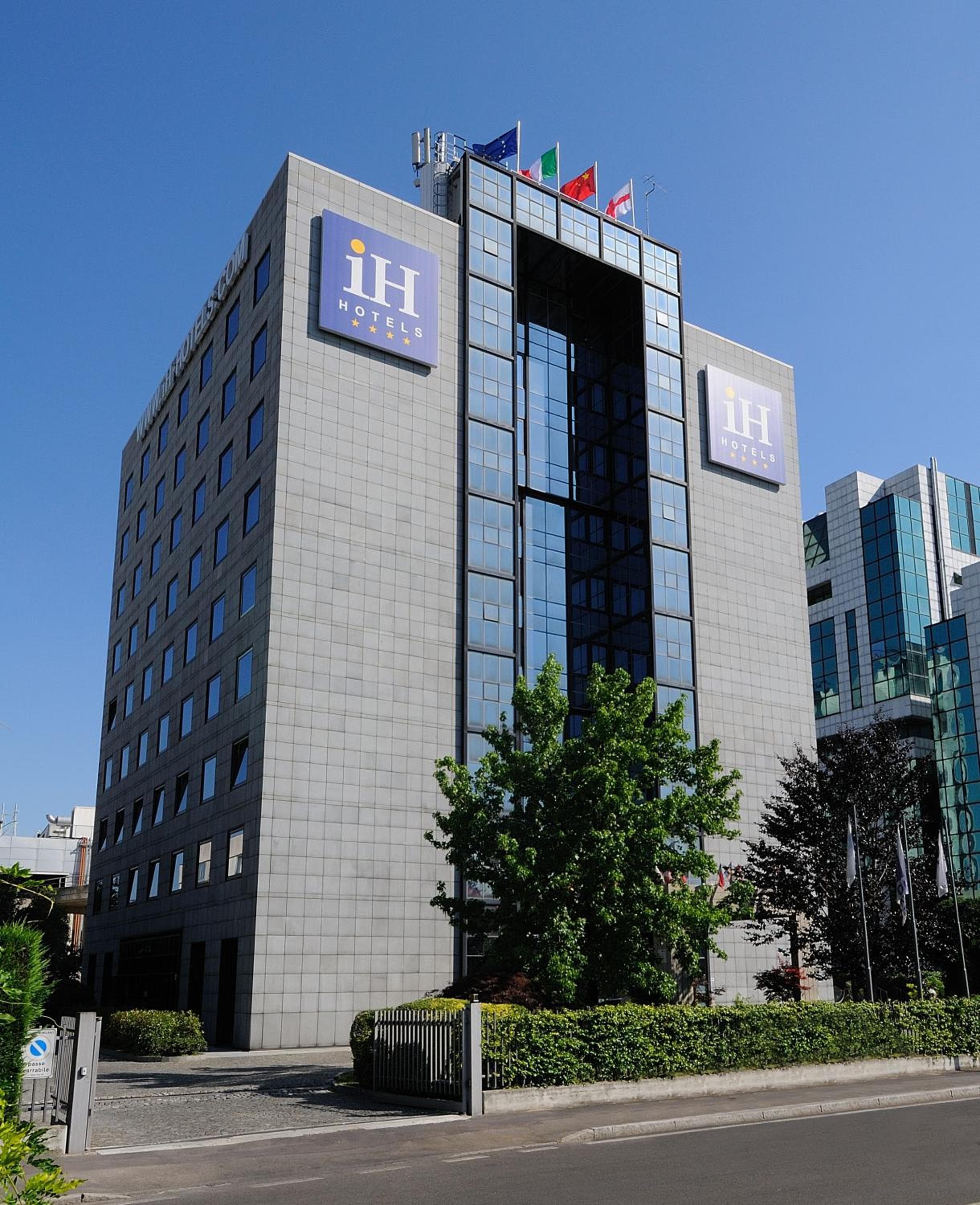 iH Hotels Milano Lorenteggio — 1