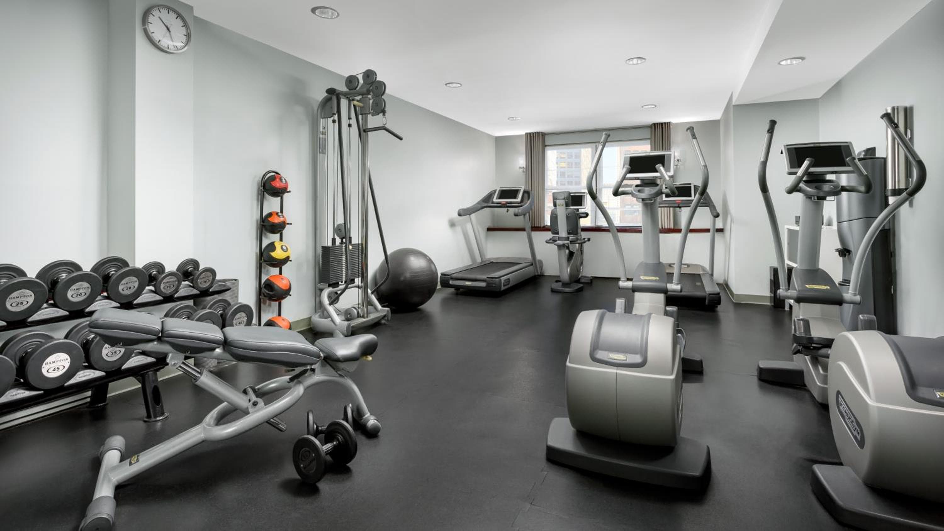 Royalton New York — 29