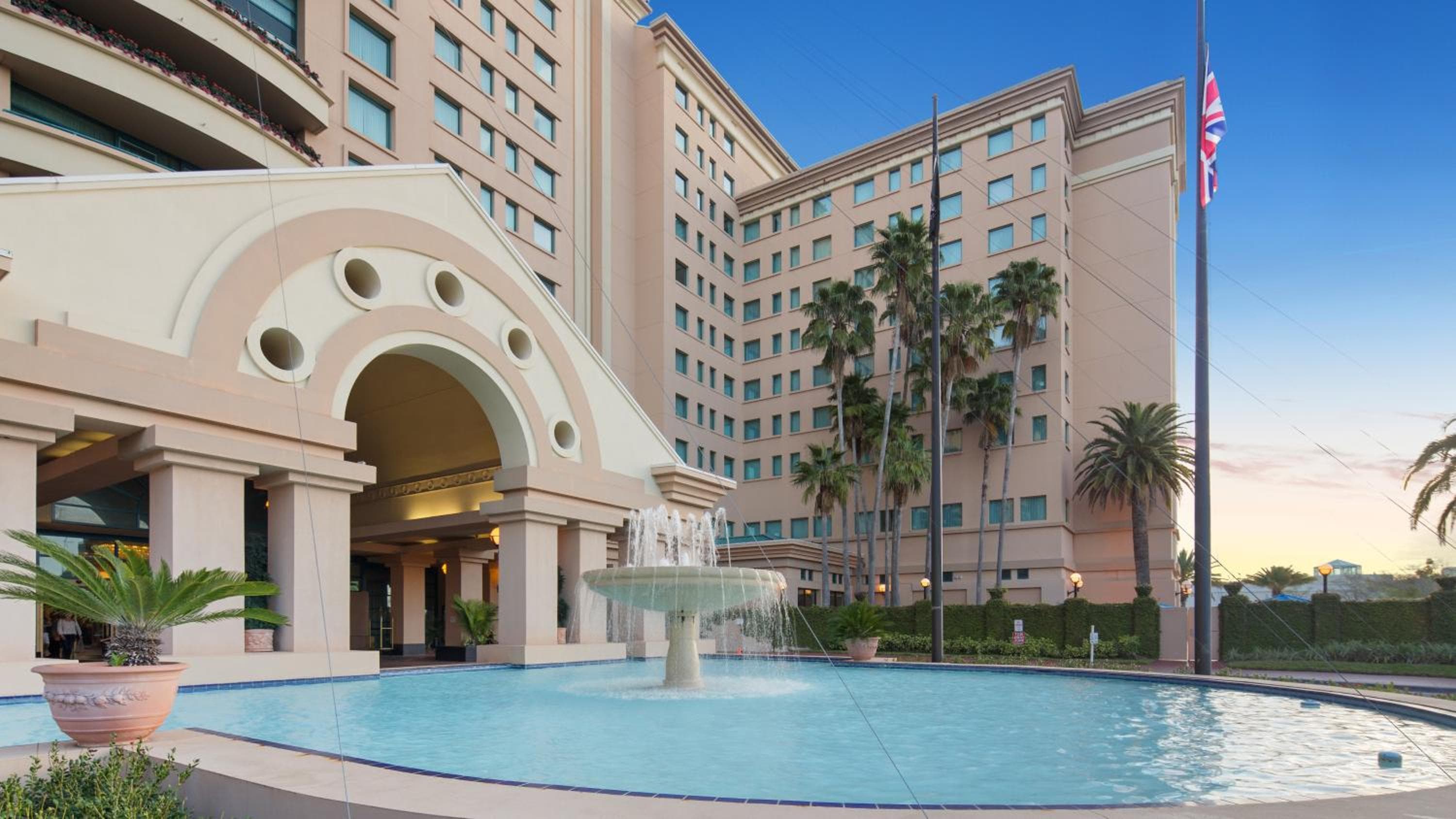 Das Florida Hotel & Conference Center im Florida Mall — 11