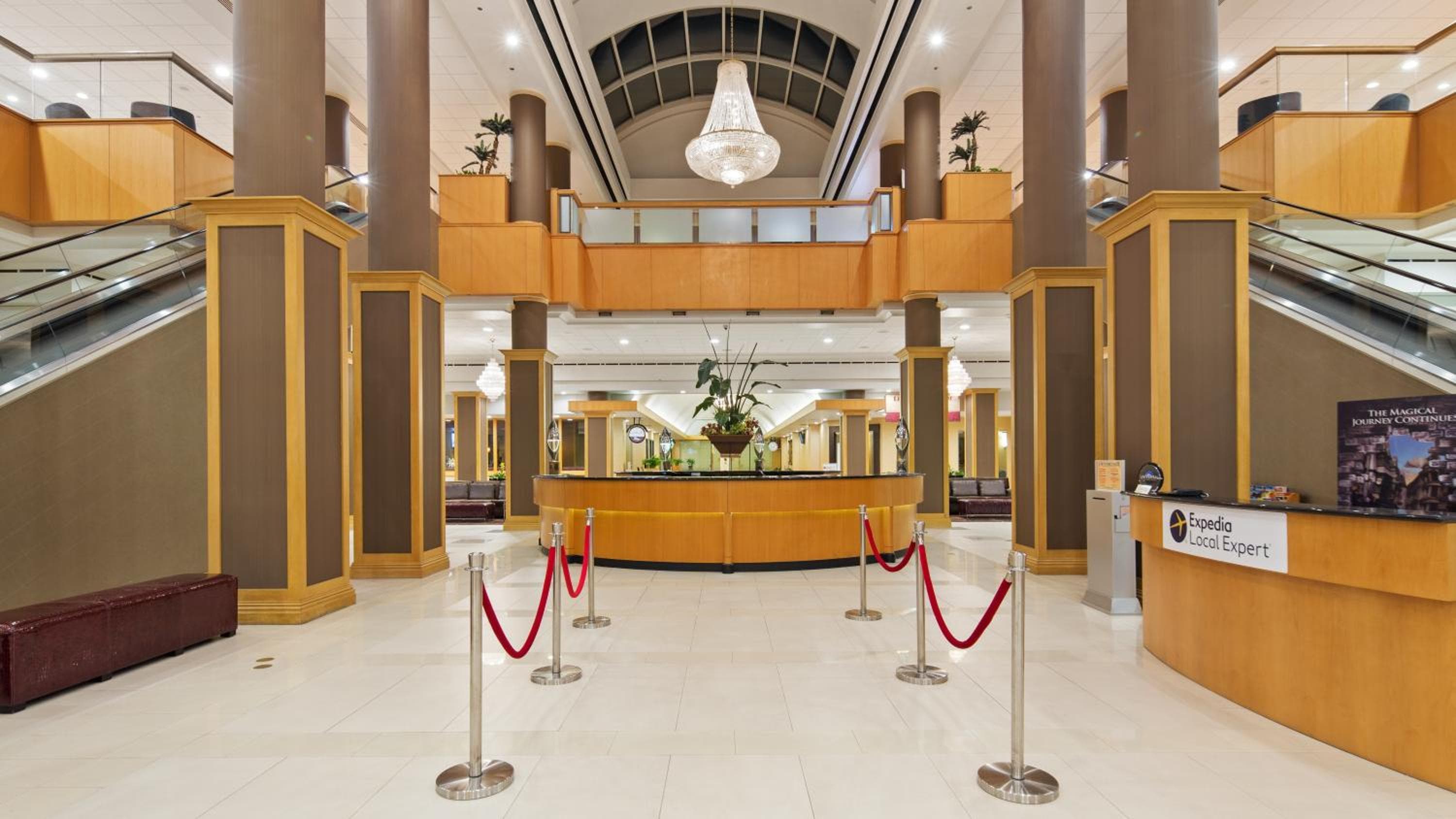 Das Florida Hotel & Conference Center im Florida Mall — 19
