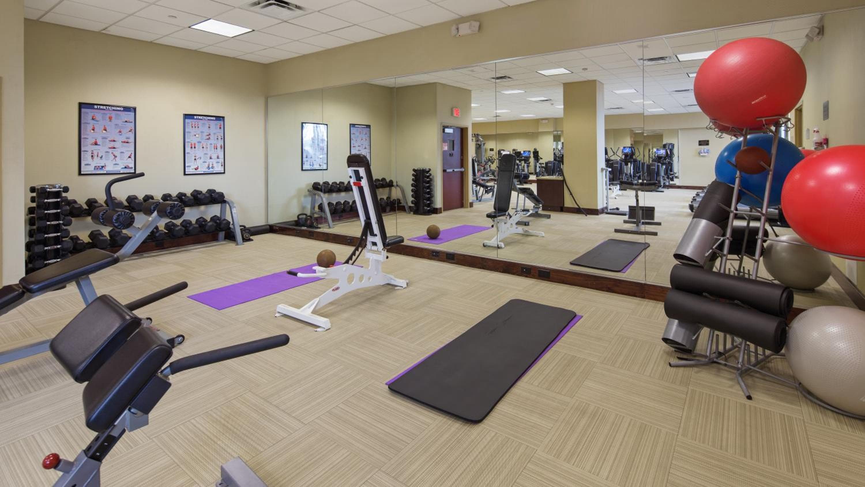 Das Florida Hotel & Conference Center im Florida Mall — 27