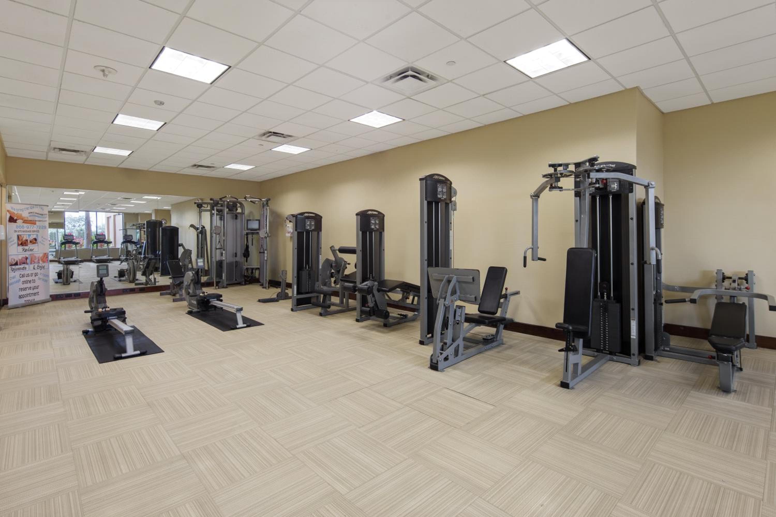 Das Florida Hotel & Conference Center im Florida Mall — 28