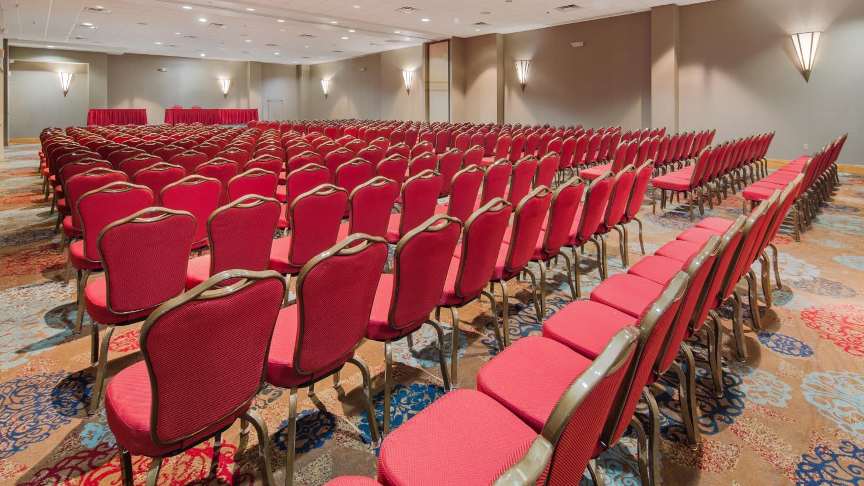 The Florida Hotel & Conference Center in the Florida Mall — 16