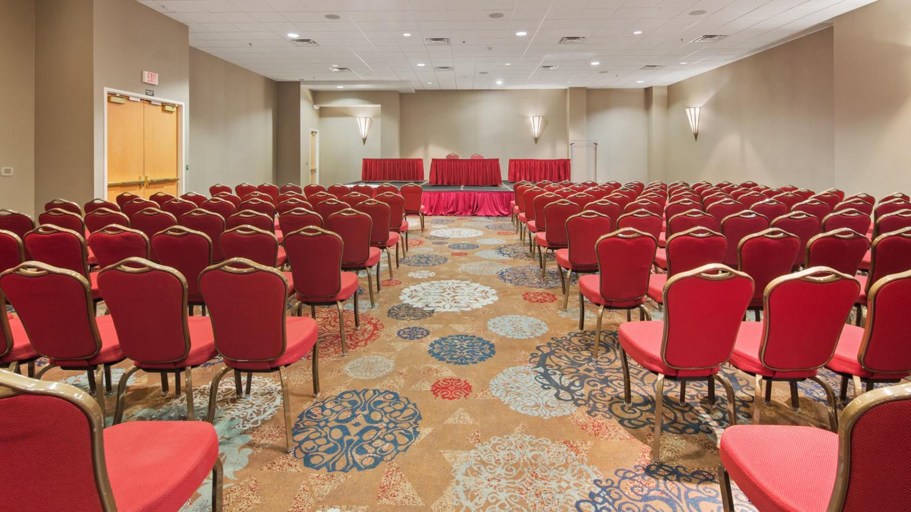The Florida Hotel & Conference Center in the Florida Mall — 23