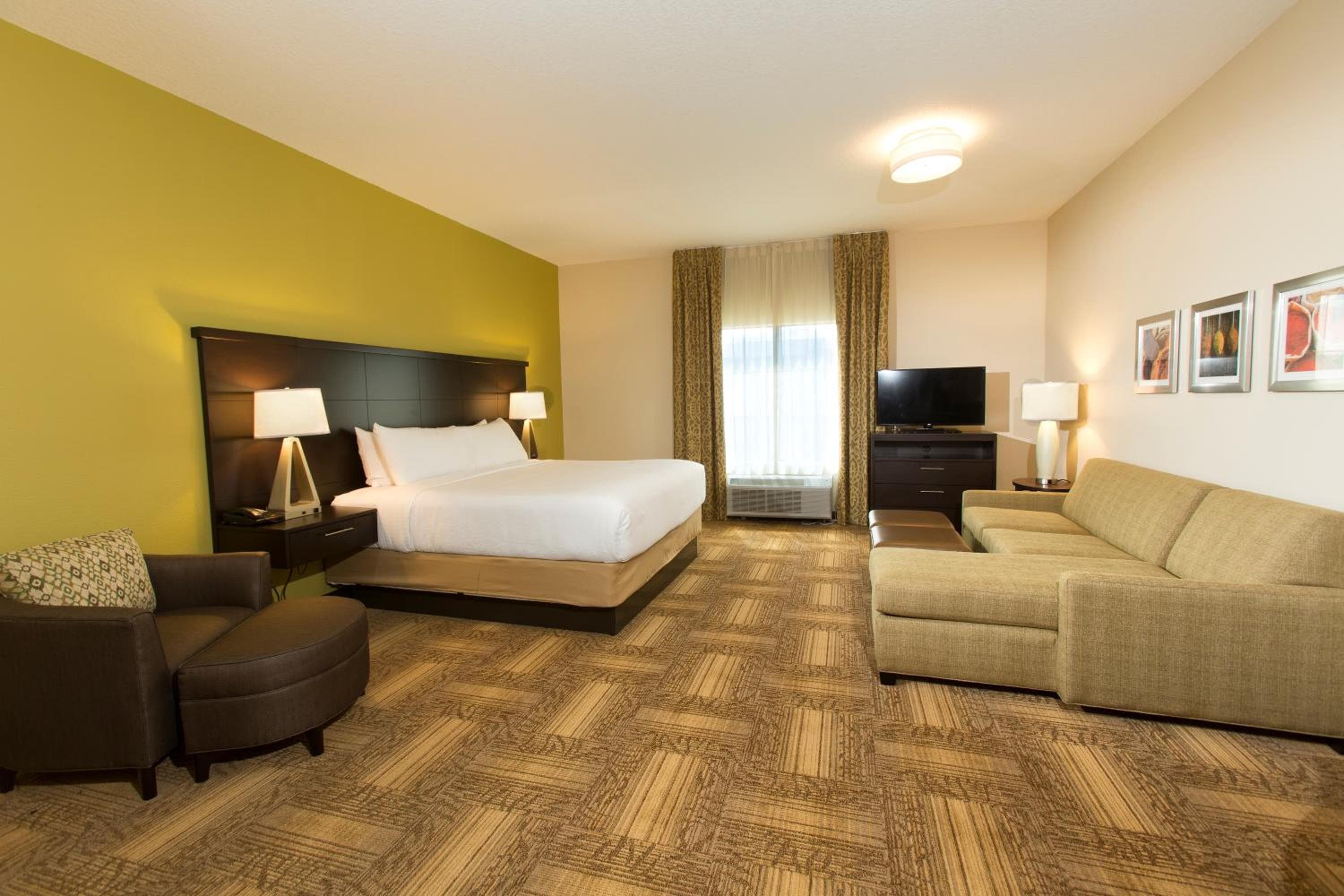 Staybridge Suites Orlando en SeaWorld, an IHG Hotel — 3