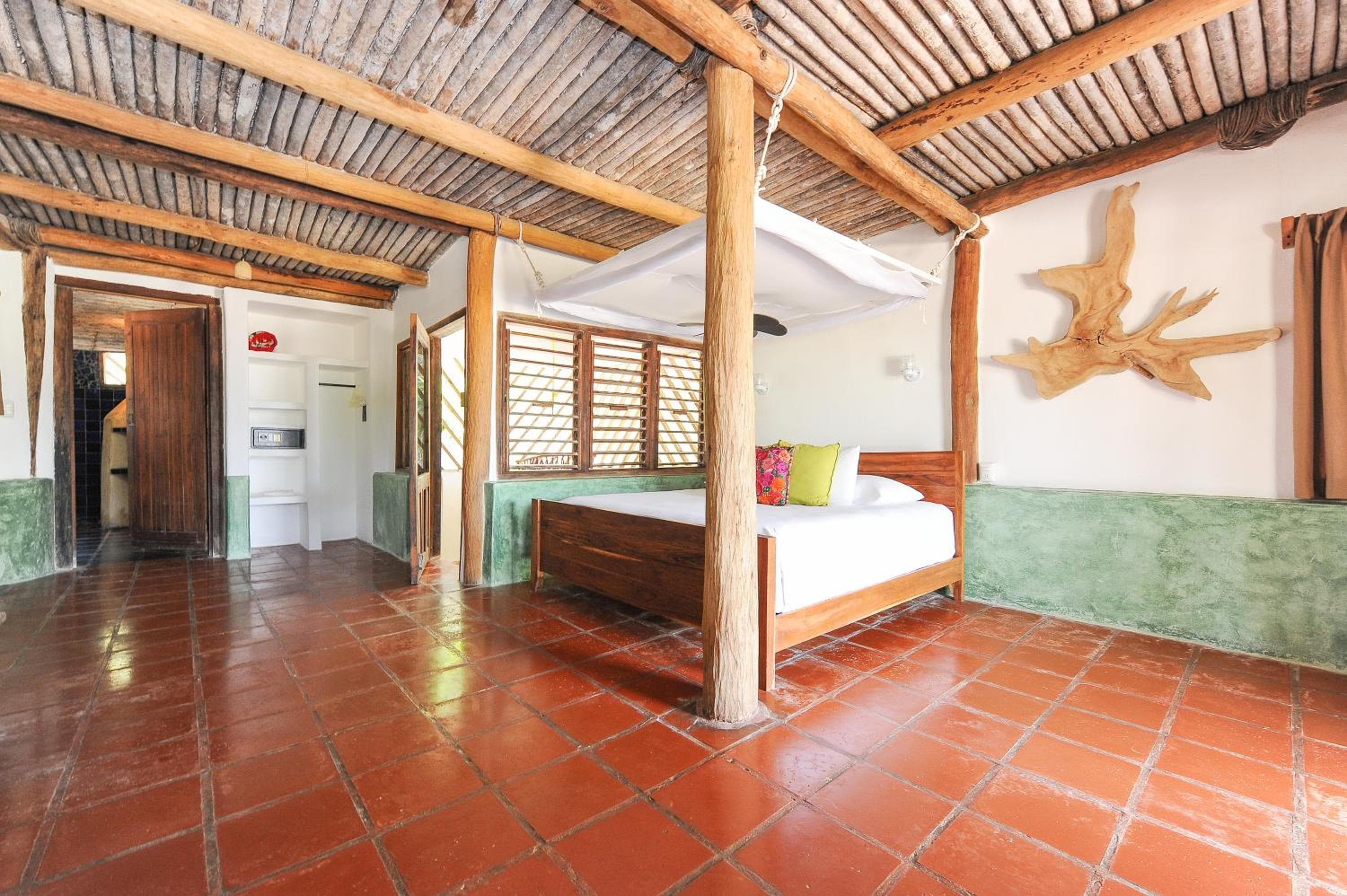 Zamas Hotel — 30