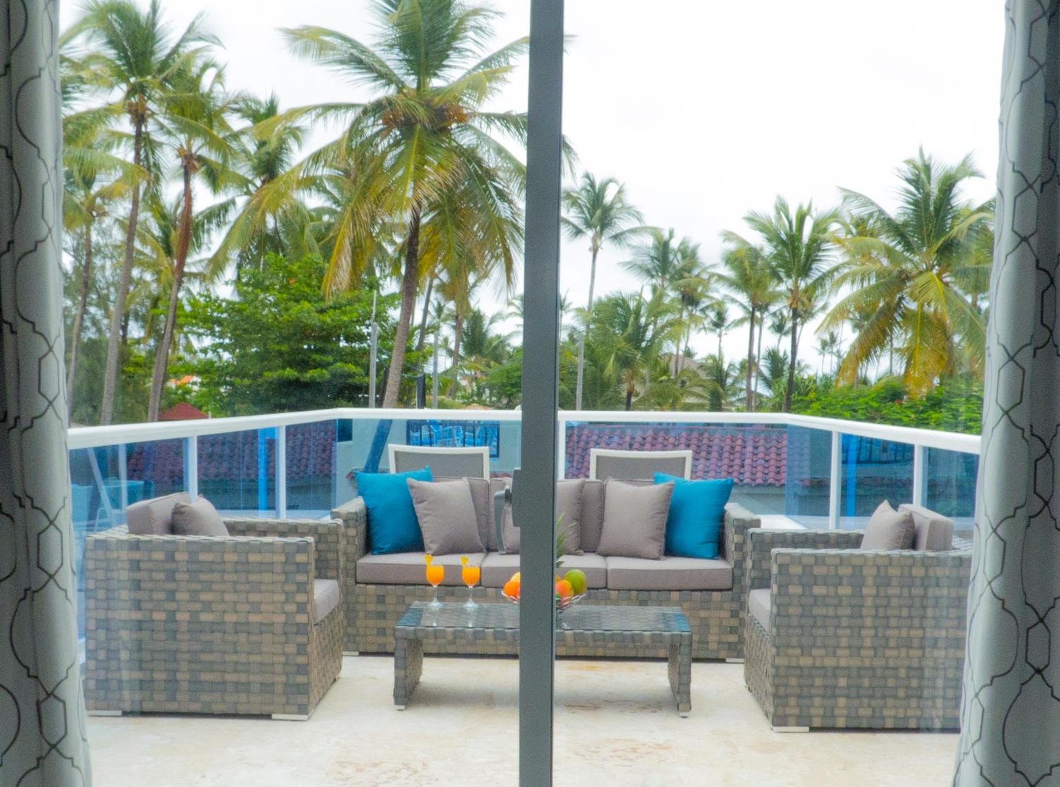 The Sanctuary @ Los Corales — 11
