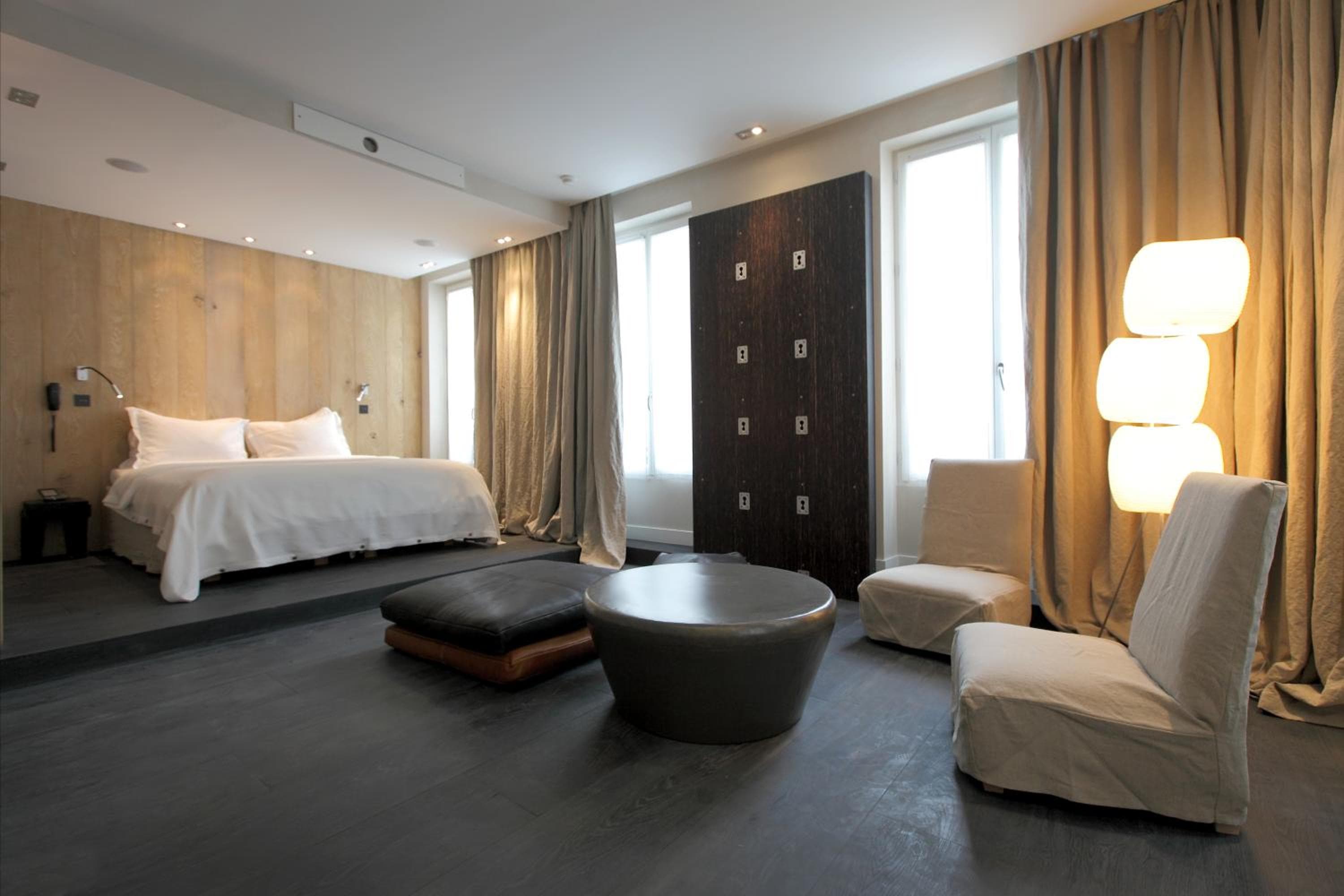 Hidden Hotel — 24