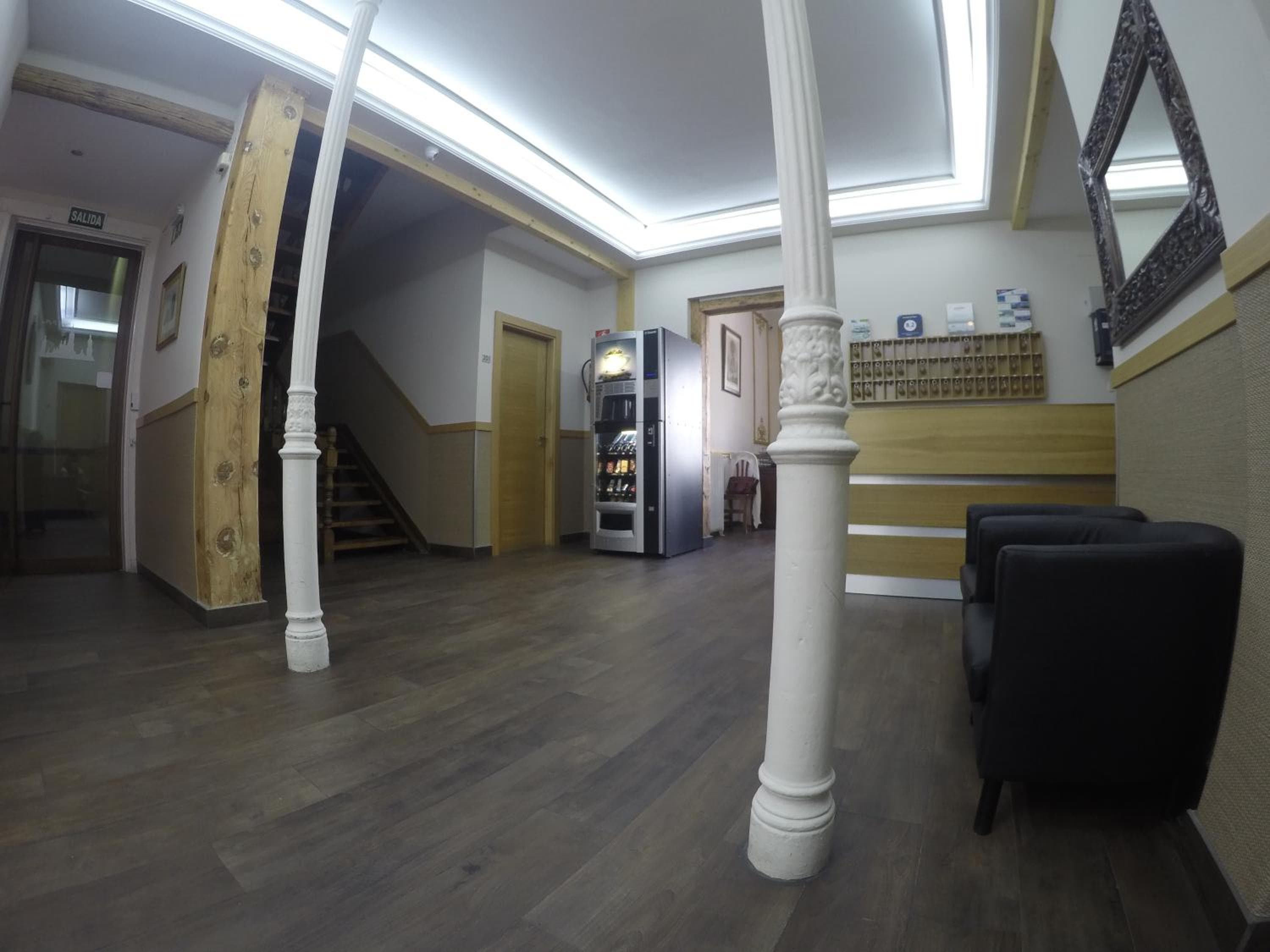 Hostal El Pilar — 4