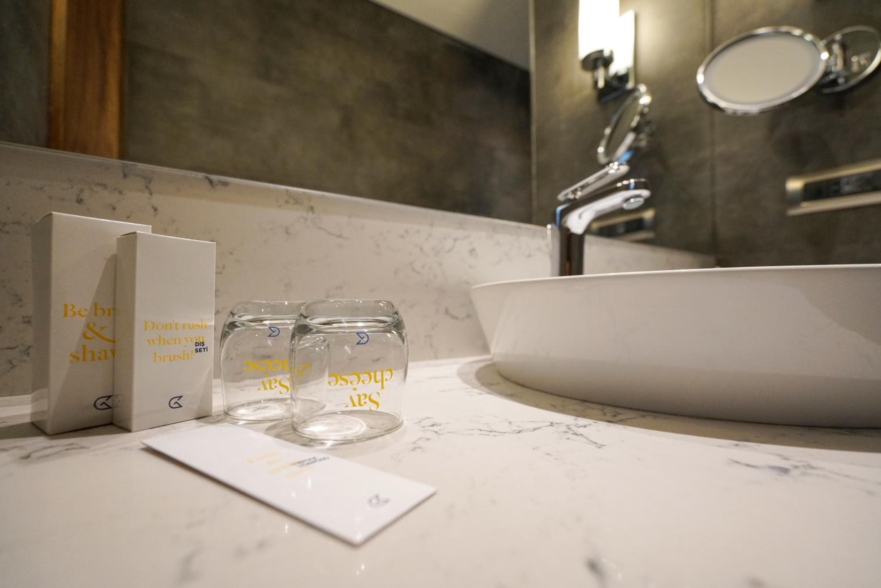 Golden Tulip Estambul Bayrampasa — 8