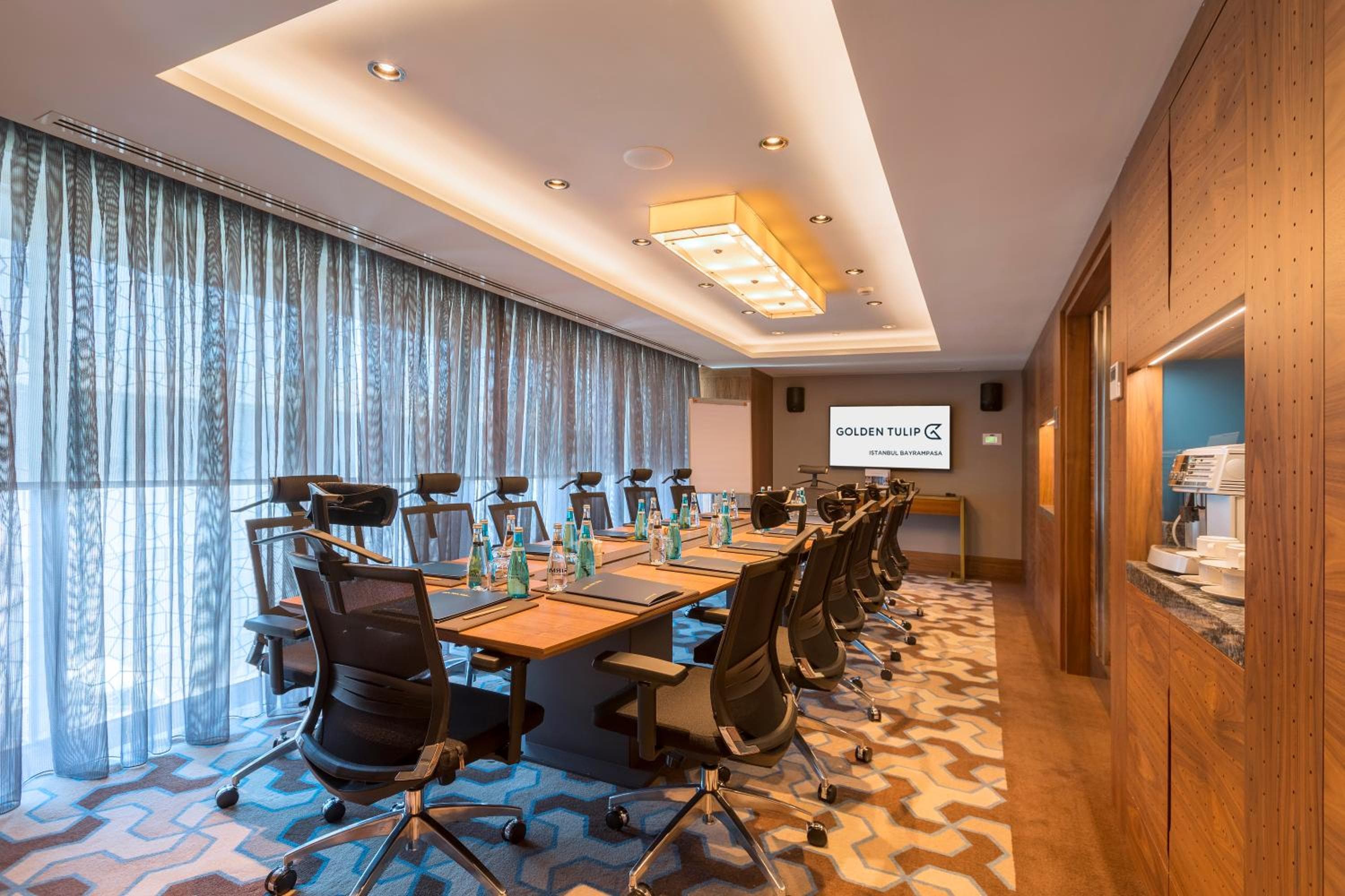 Golden Tulip Istanbul Bayrampasa — 14