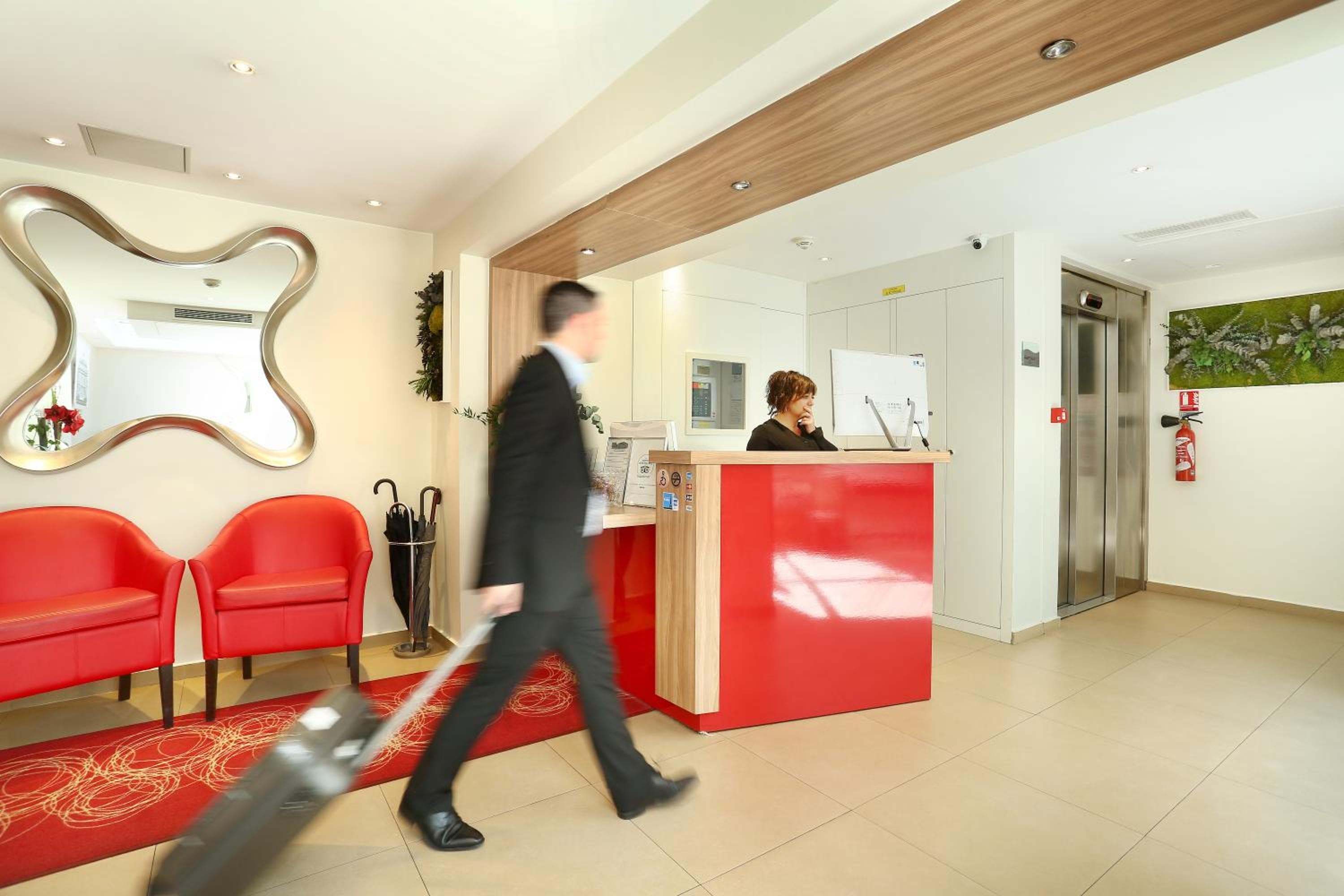 Das Grand Hotel de Normandie — 2