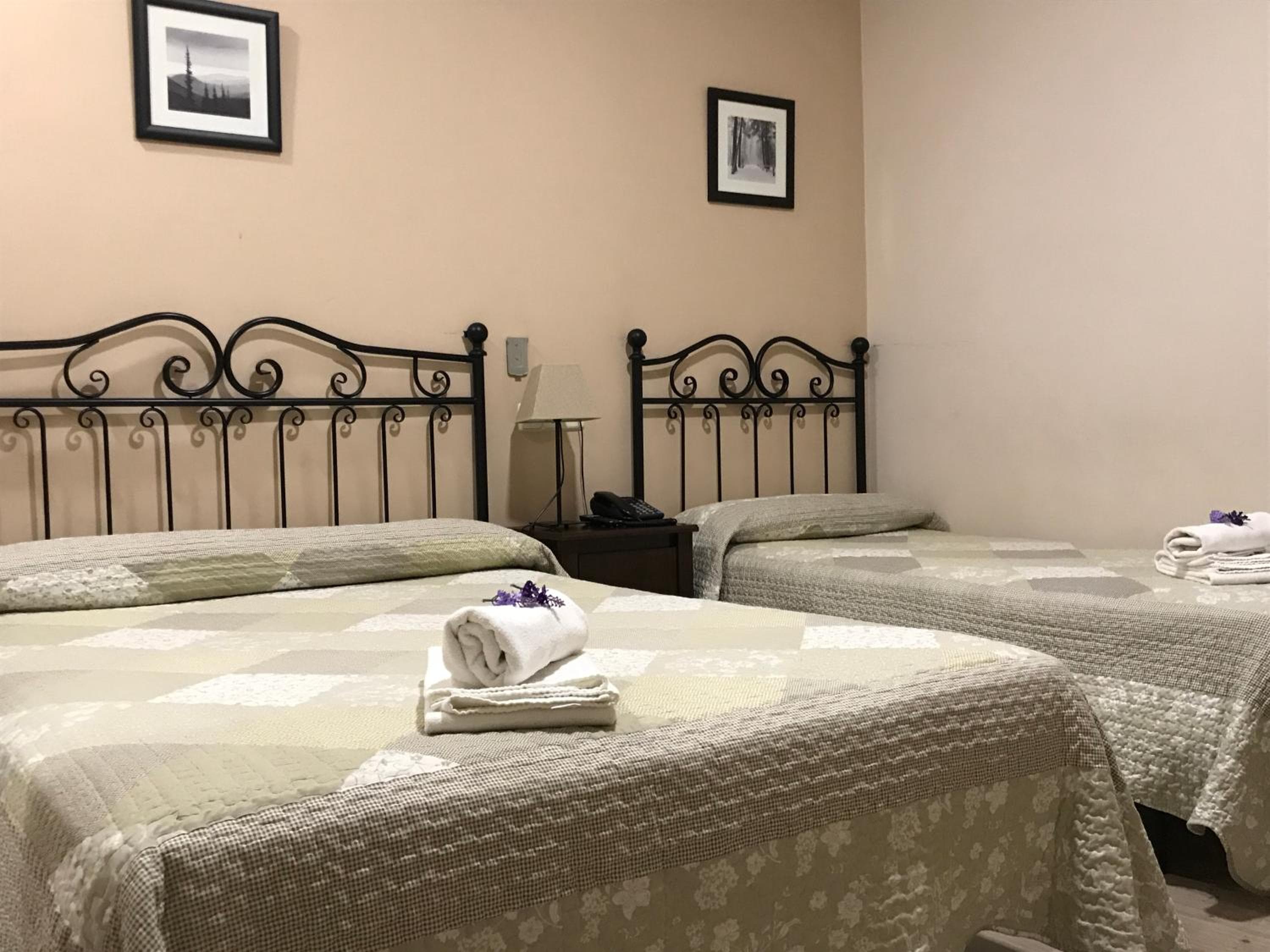 Hostal El Pilar — 1