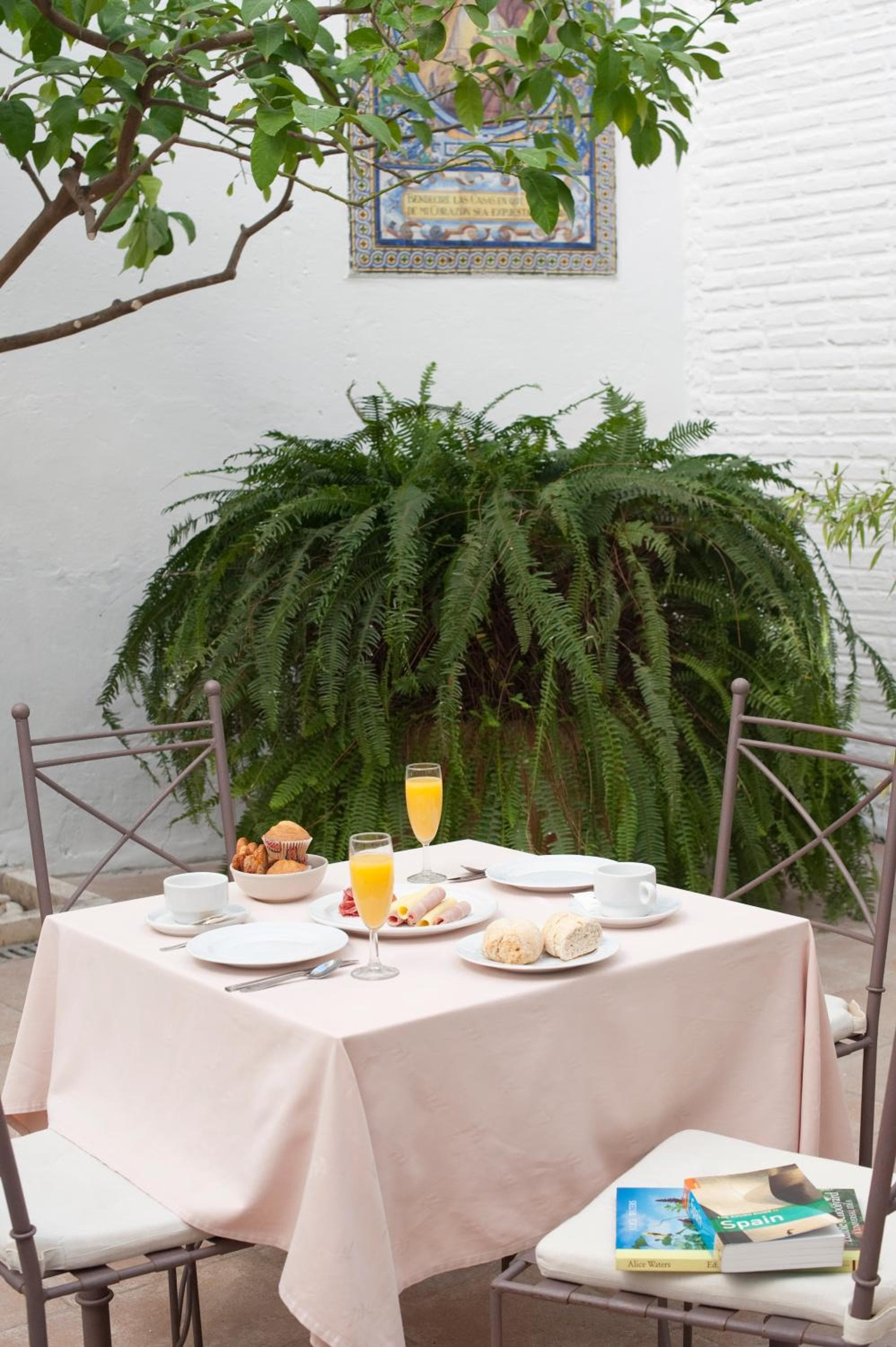 Hotel Alcantara — 2