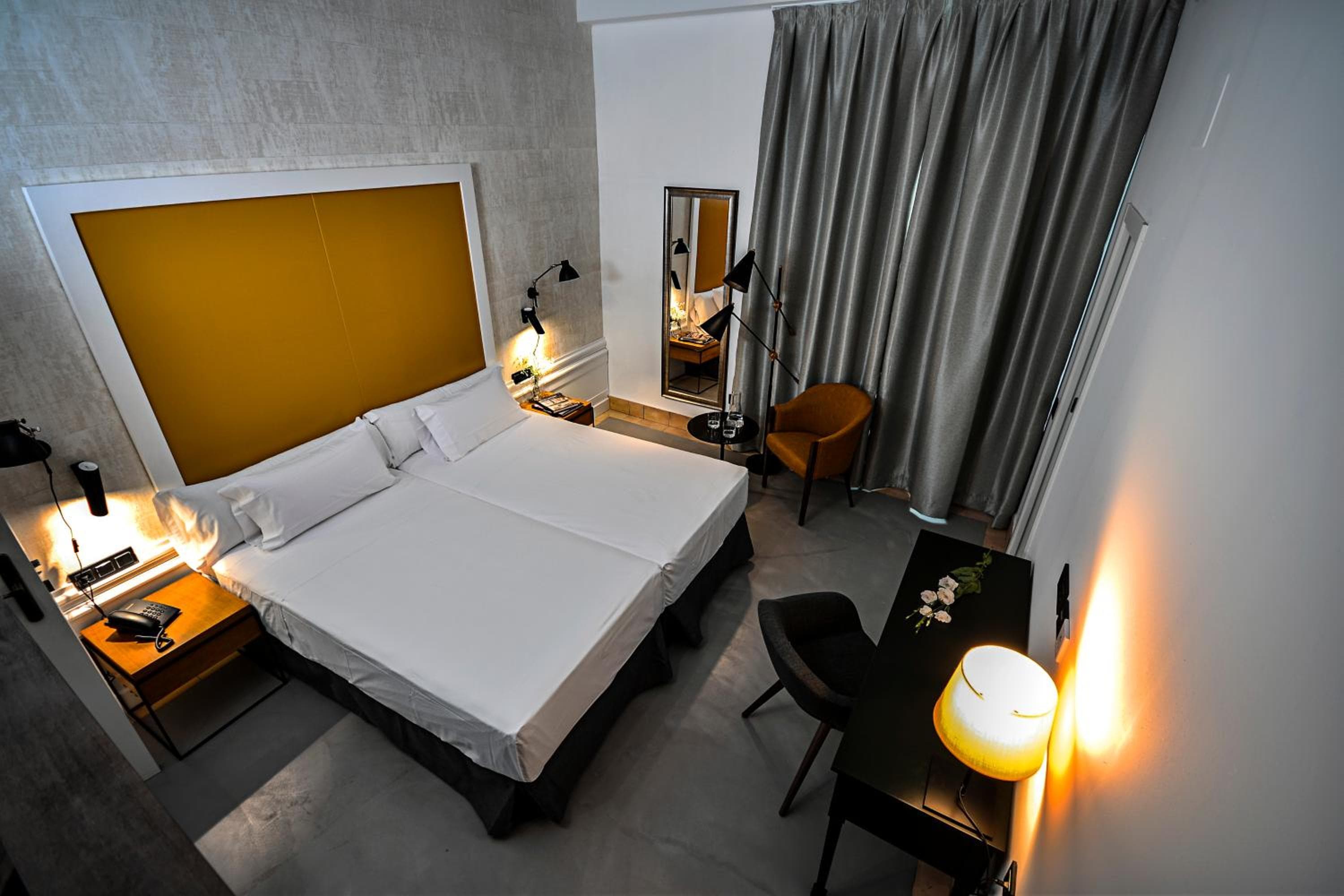 Legado Alcazar Hotel — 22