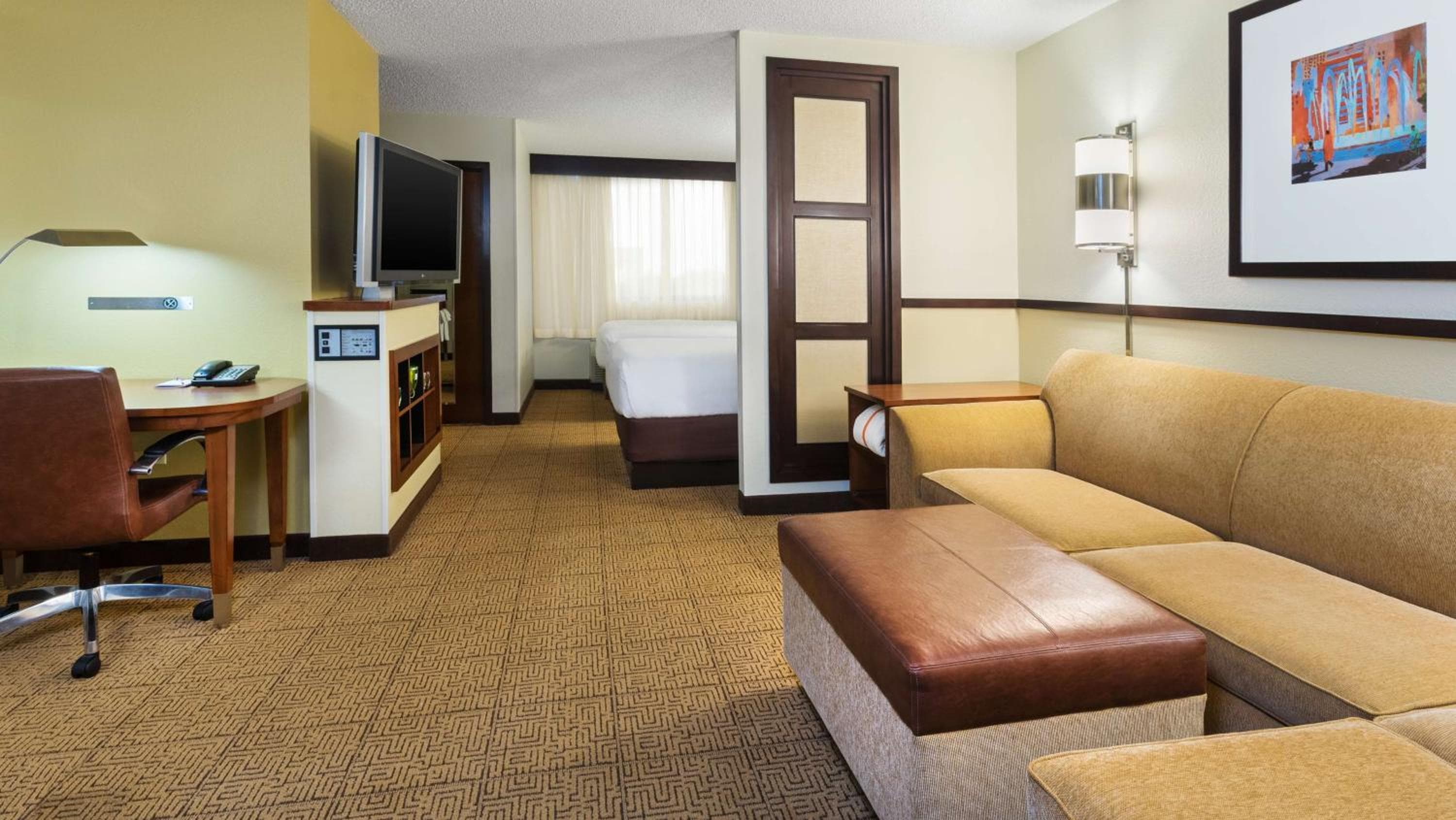 Hyatt Place Fort Lauderdale Cruise Port & Convention Center - Newly Renovated — 23