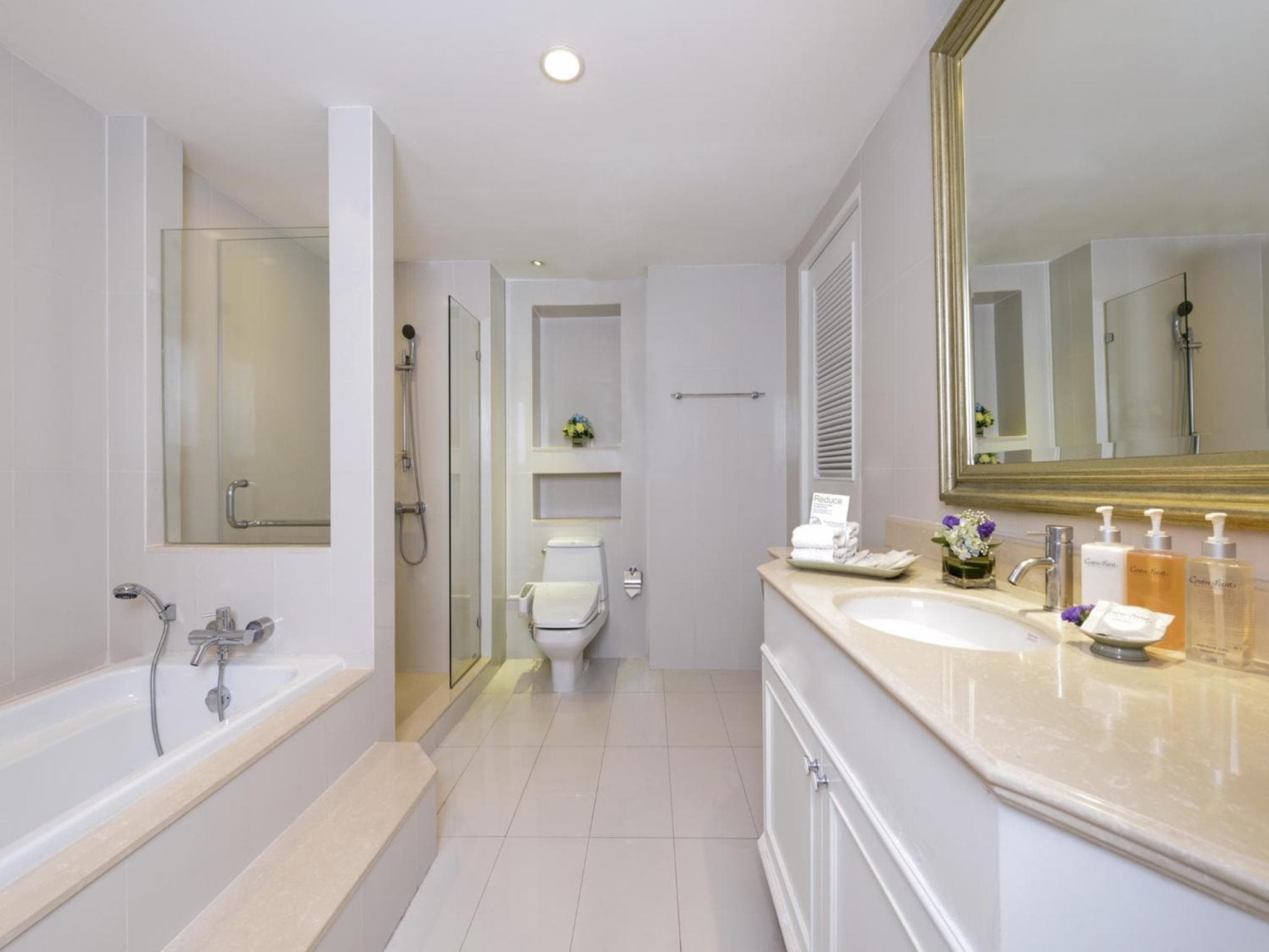 Centre Point Plus Hotel Silom — 6