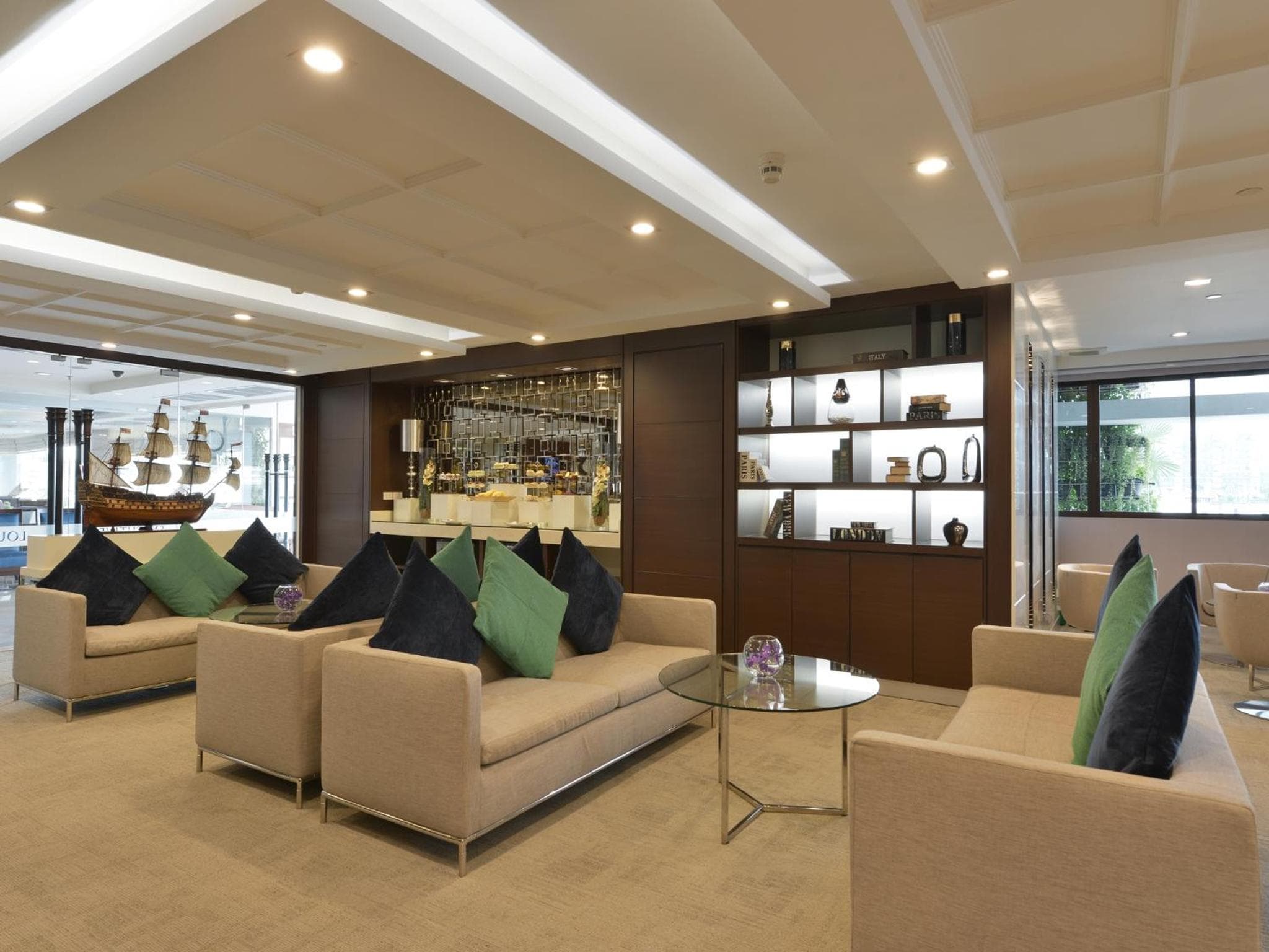 Centre Point Plus Hotel Silom — 19