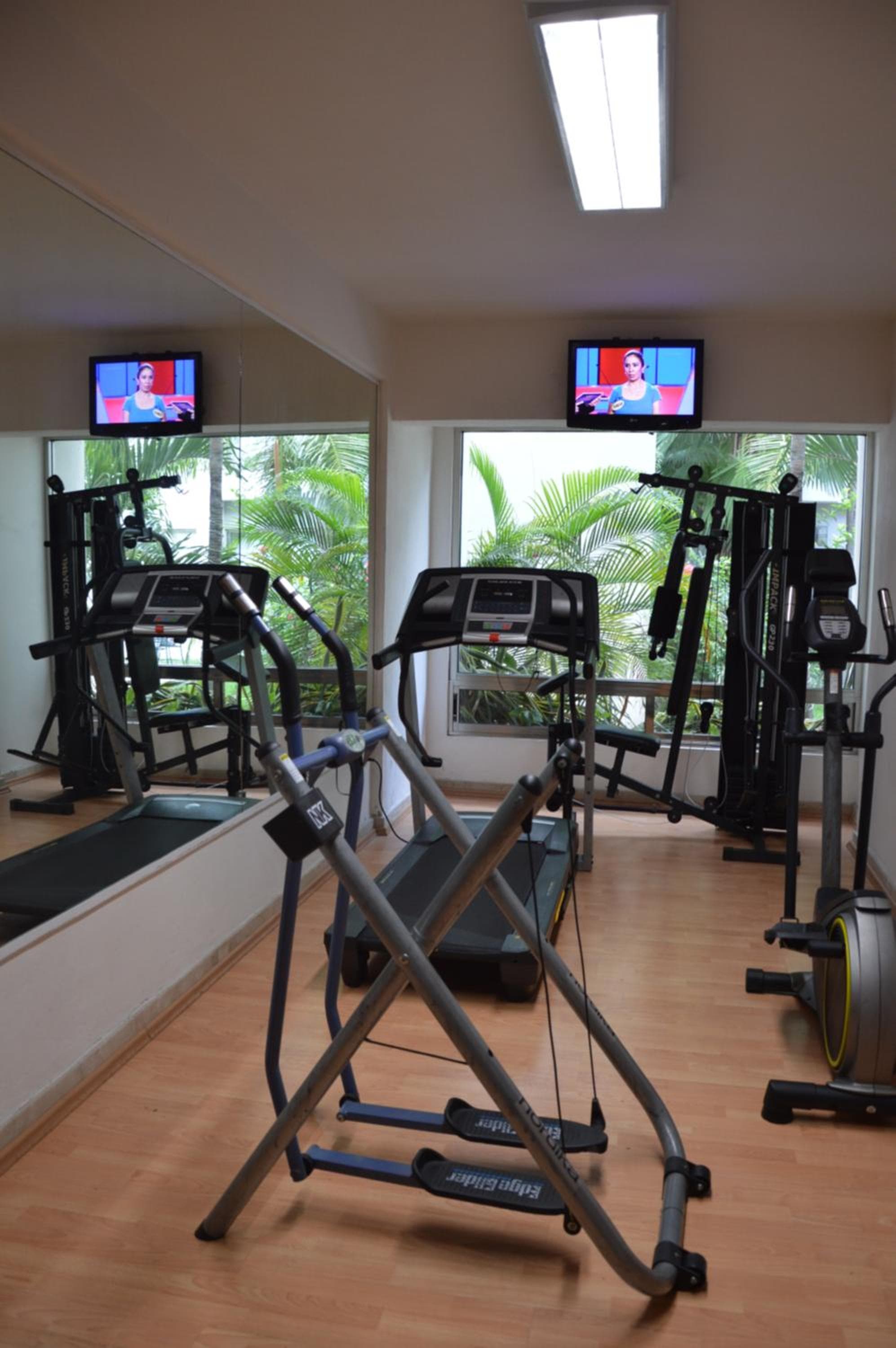 Ambiente Suites — 16
