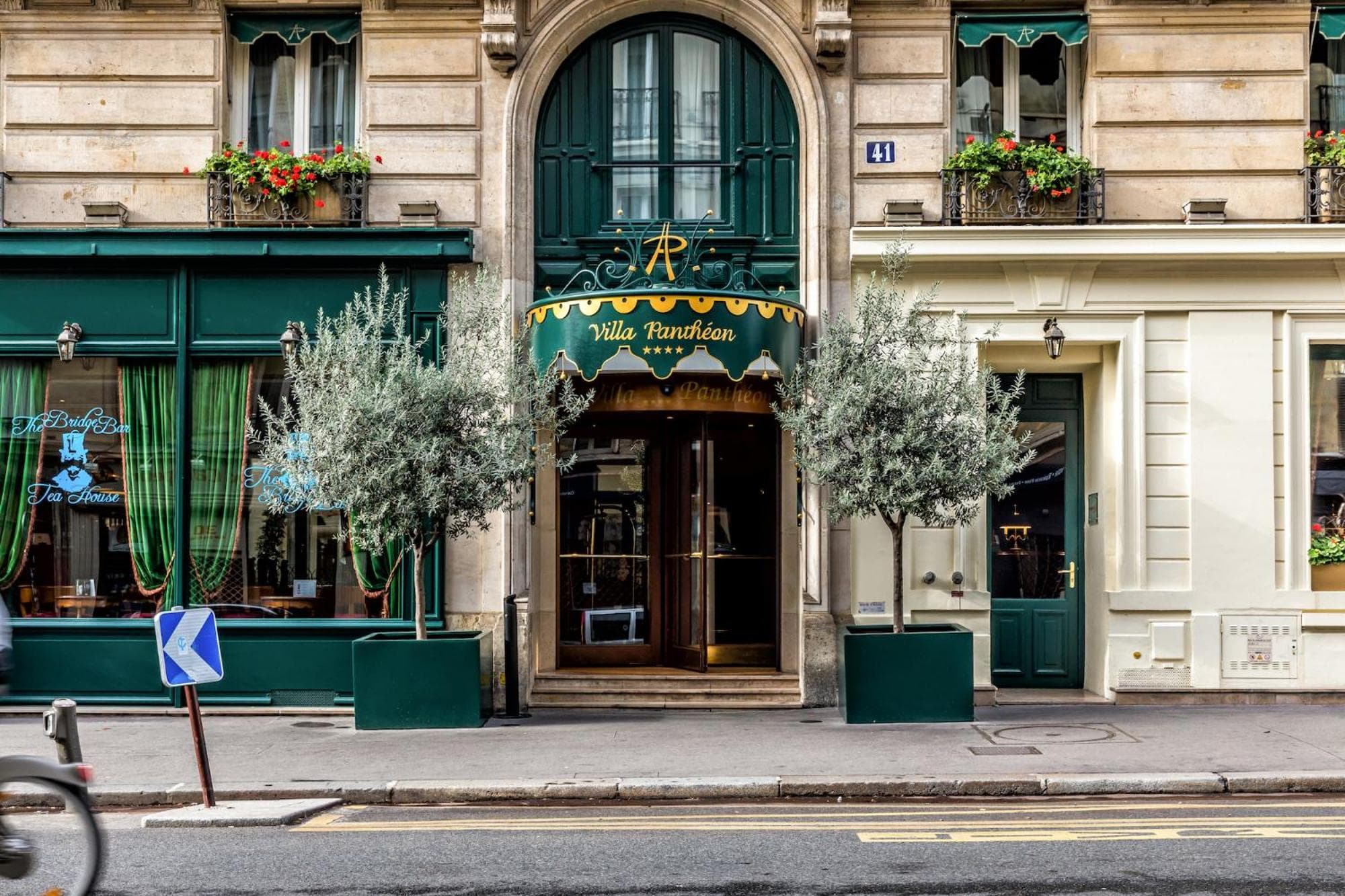 Villa Panthéon — 1