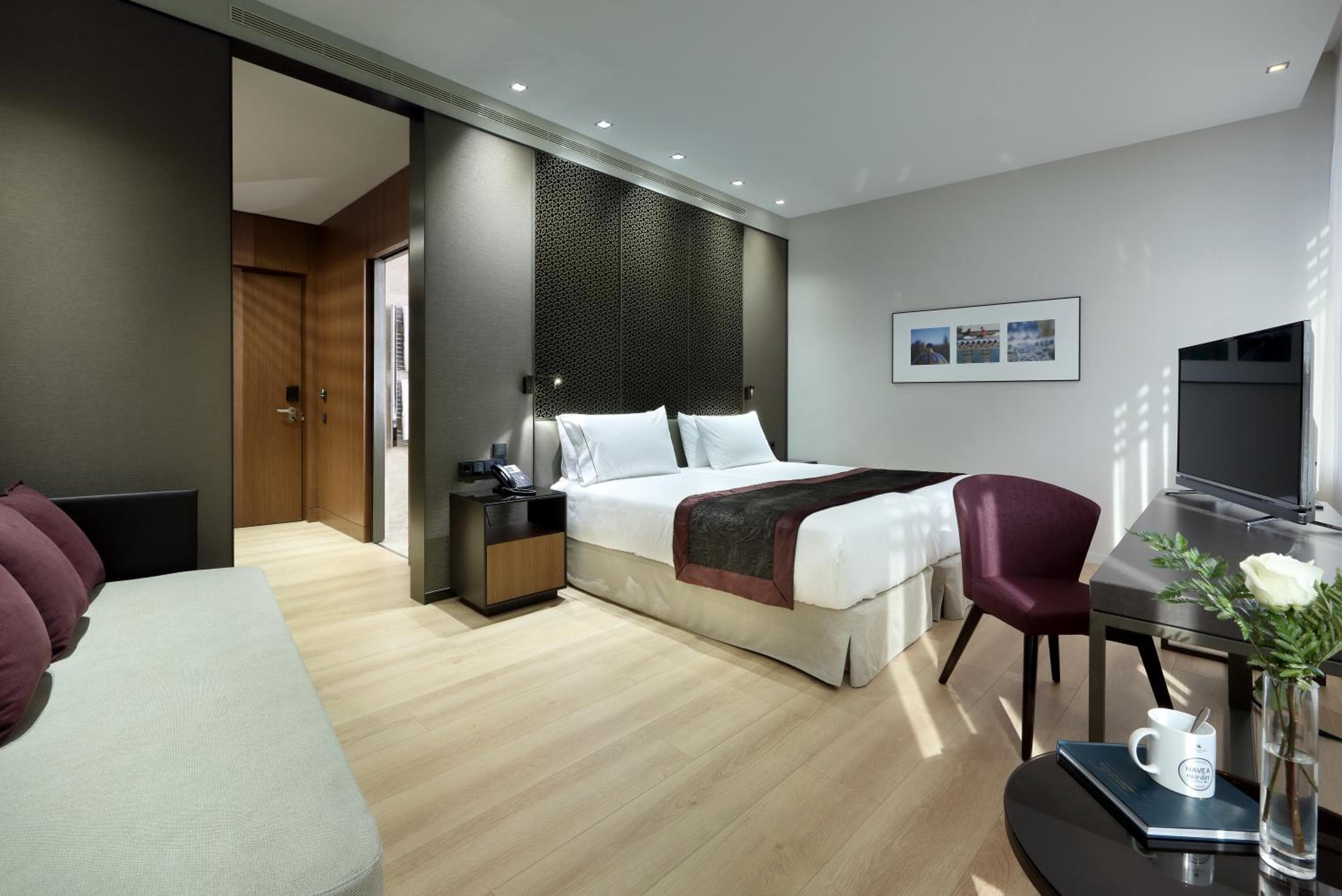 Eurostars Torre Sevilla — 3