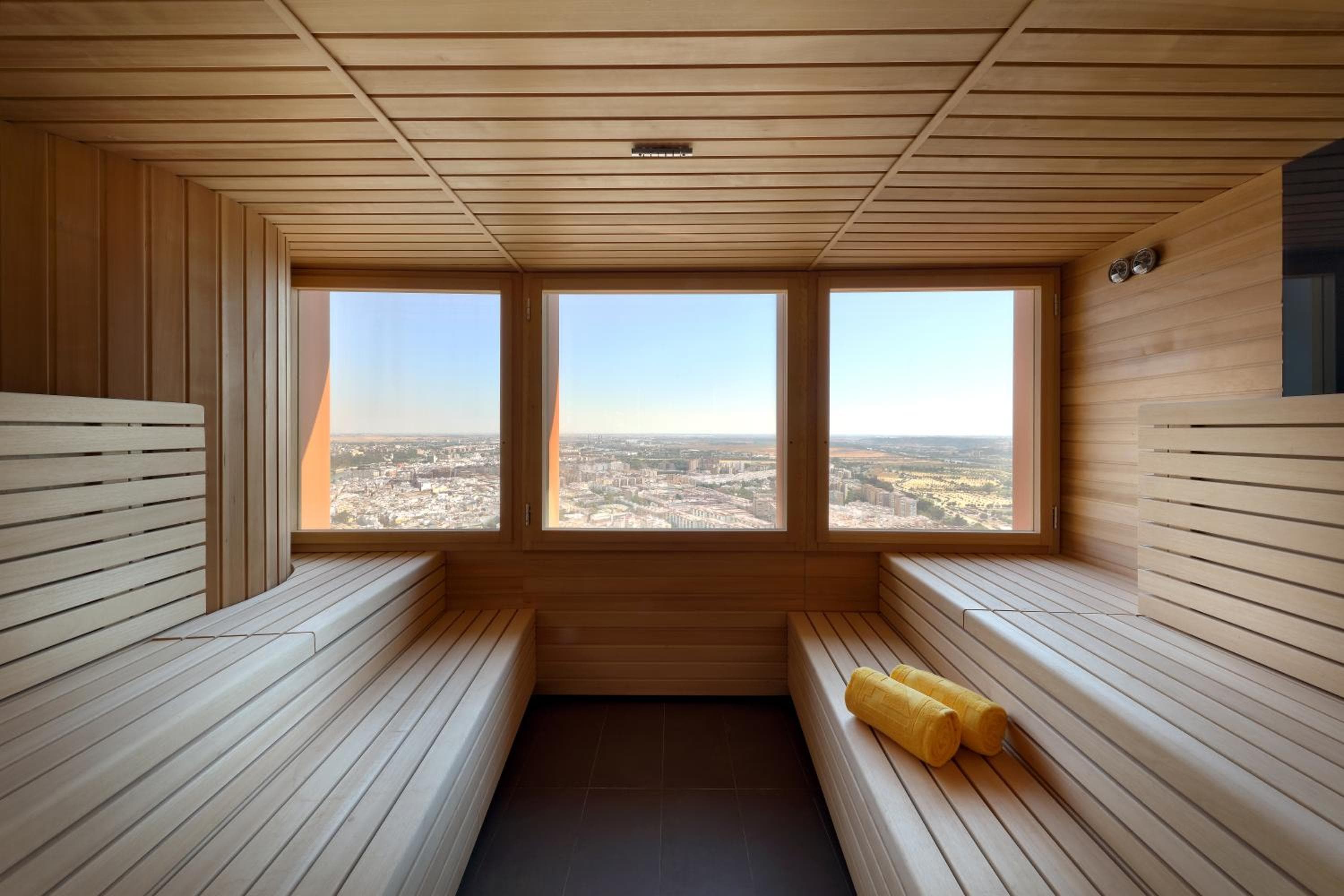 Eurostars Torre Sevilla — 4