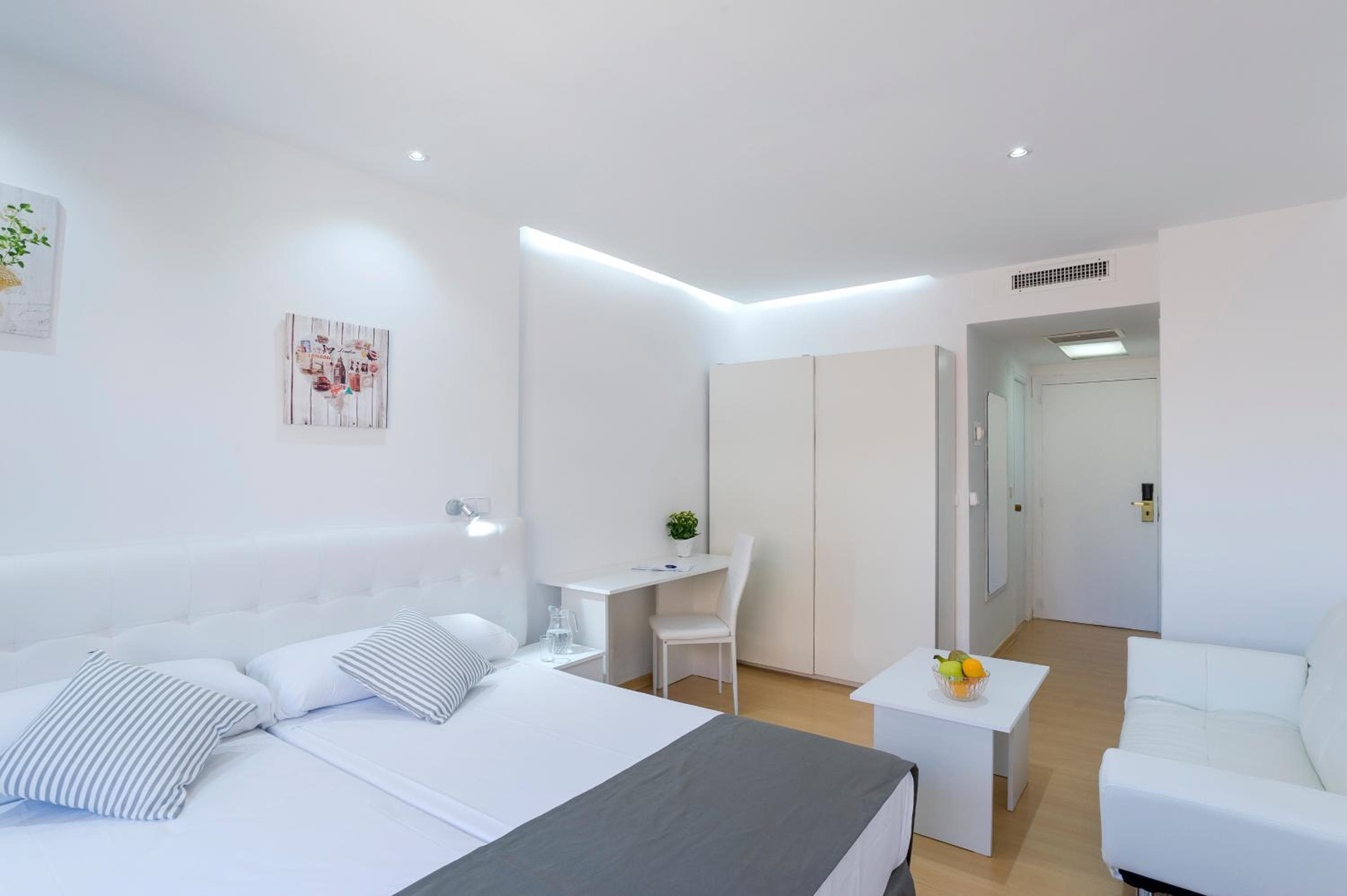 Boutique Urbana Madrid Serrano — 8