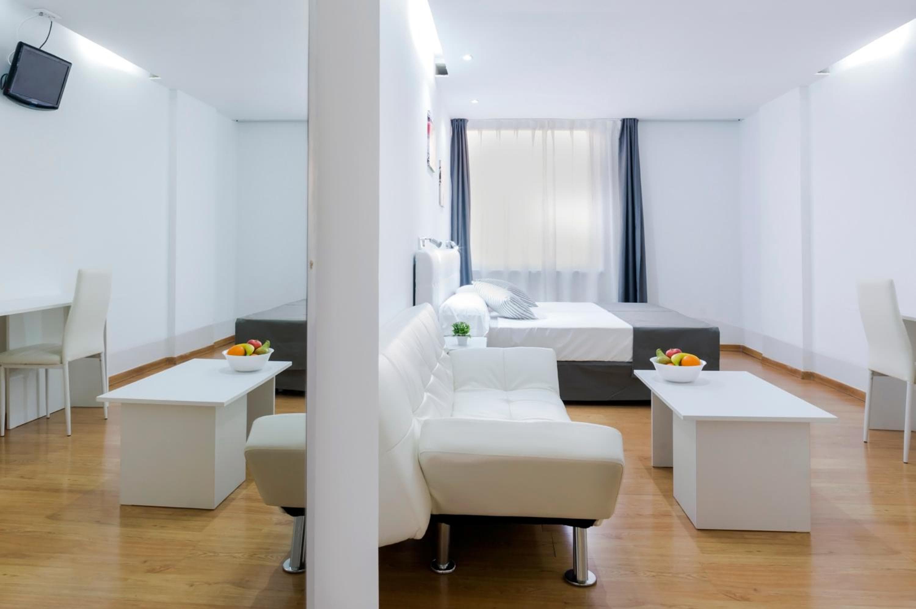Boutique Urbana Madrid Serrano — 9
