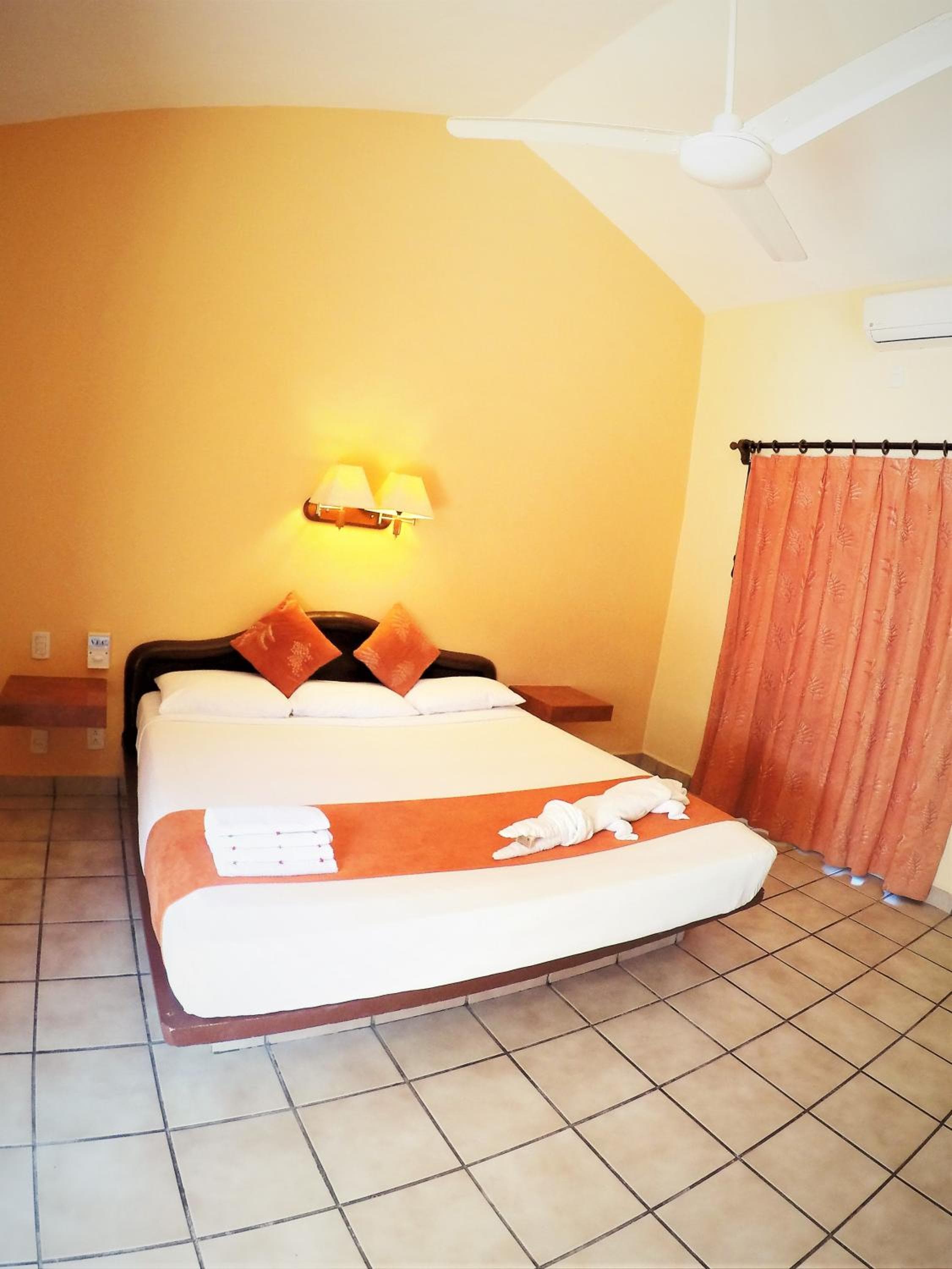 Hotel LunaSol — 8