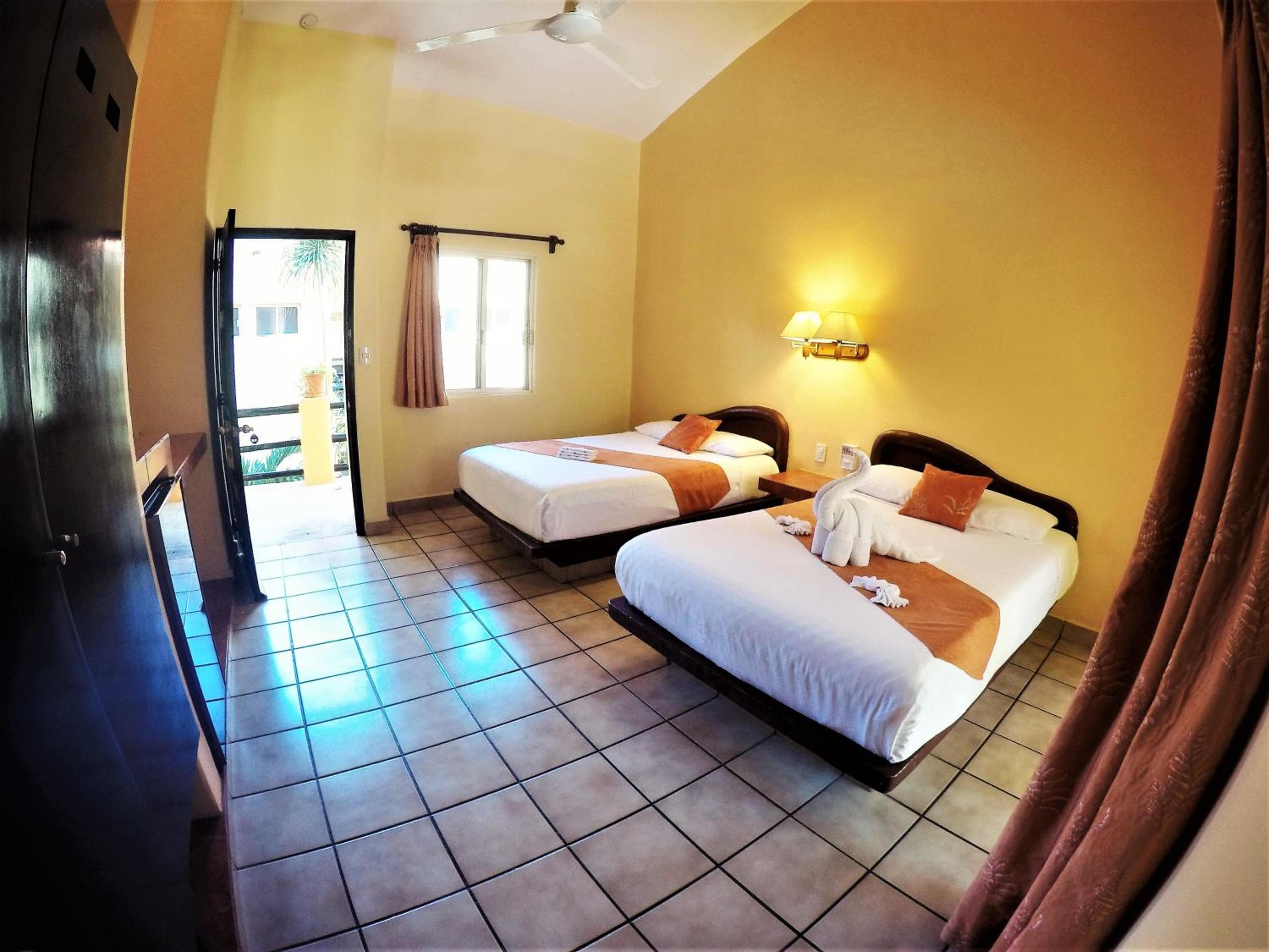 Hotel LunaSol — 25