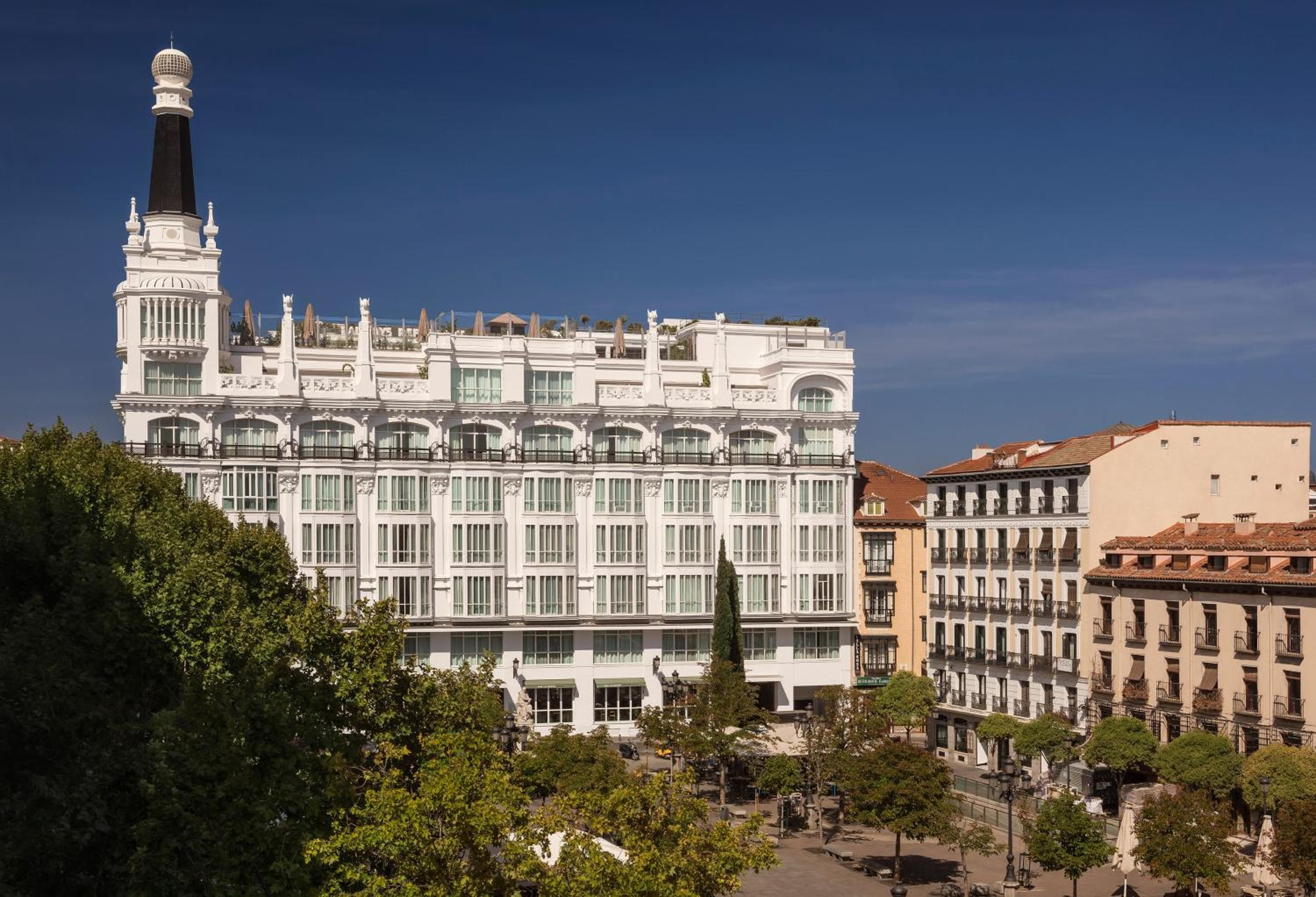 ME Madrid Reina Victoria by Meliá — 2