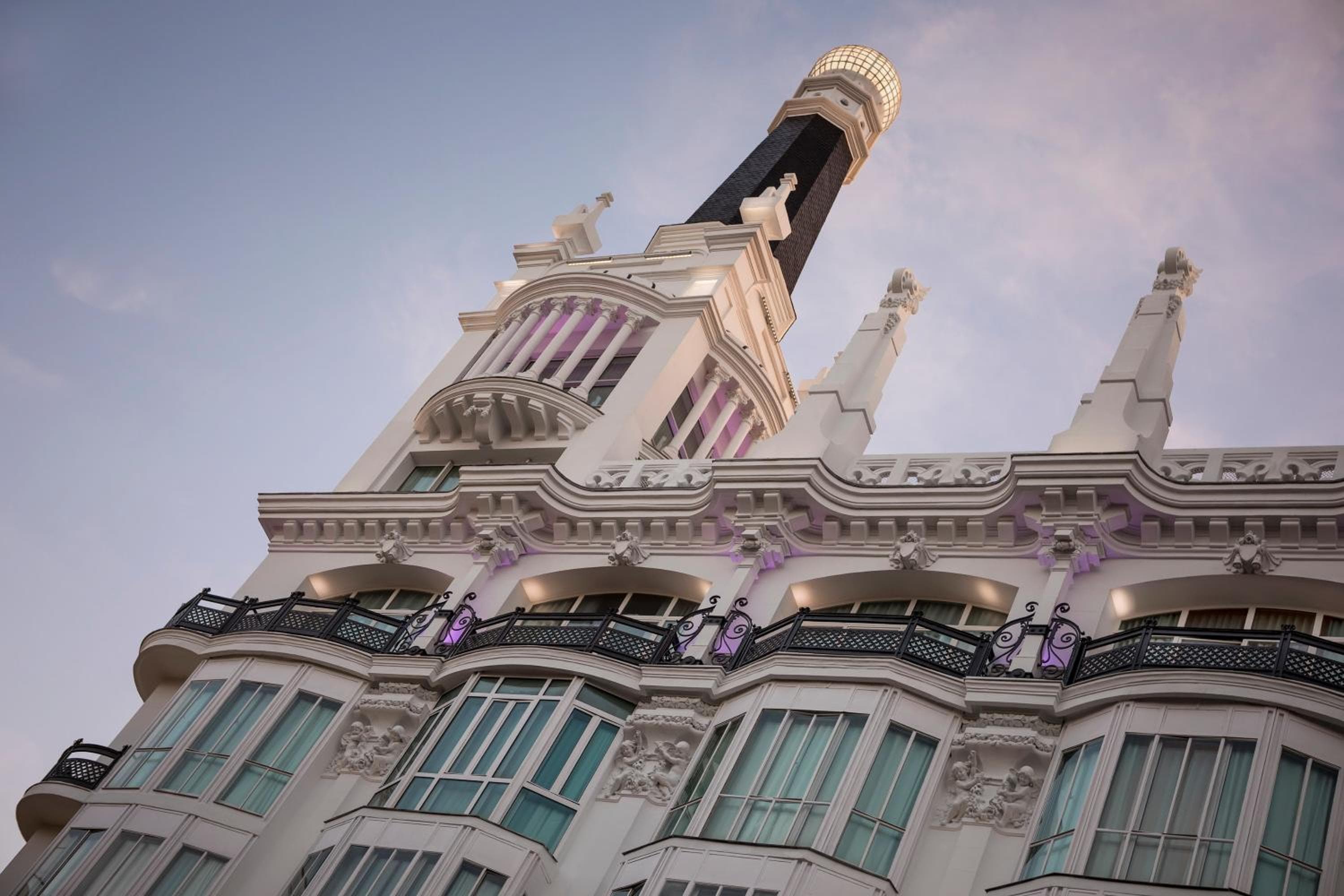 ME Madrid Reina Victoria by Meliá — 10
