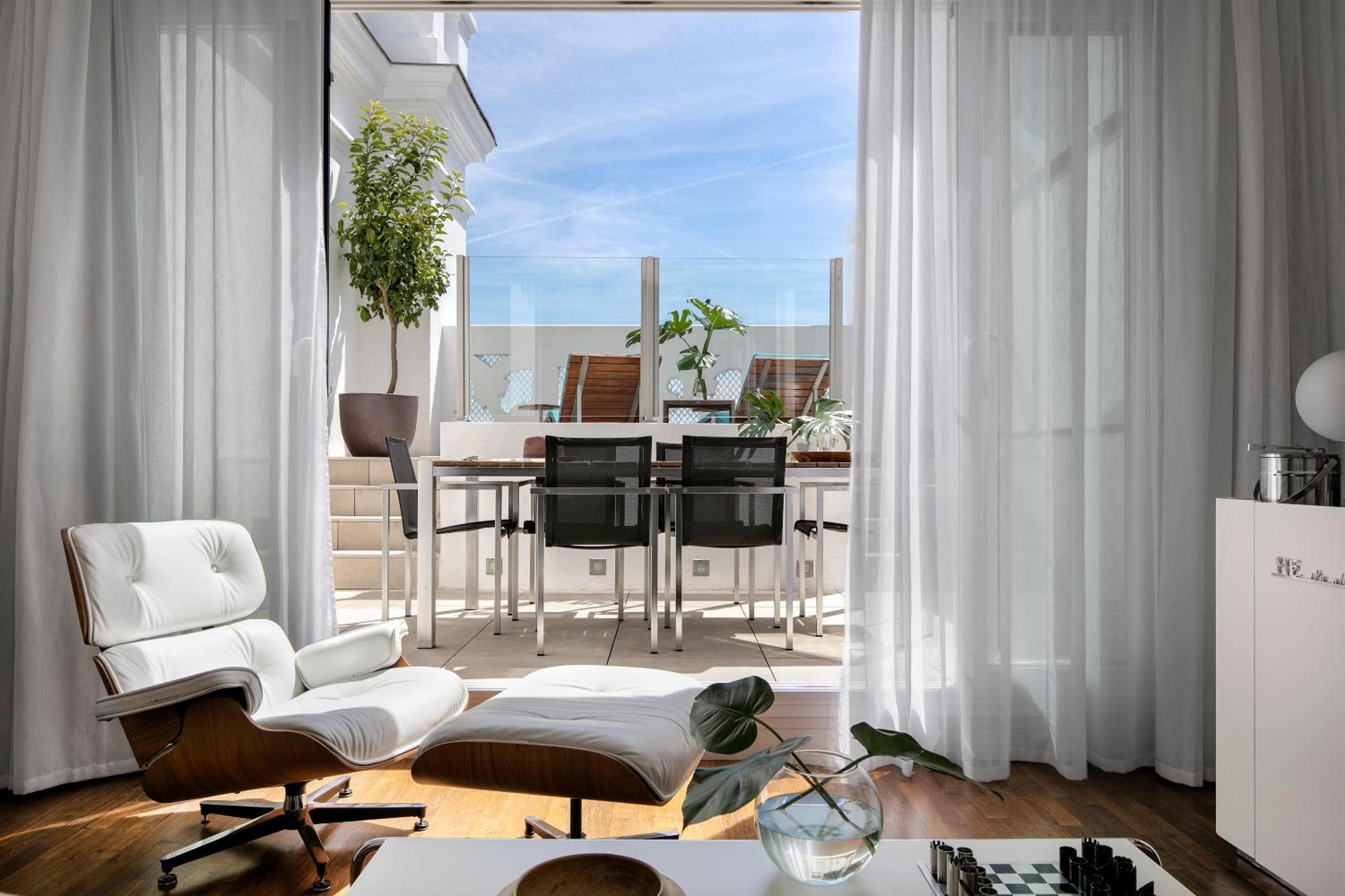 ME Madrid Reina Victoria by Meliá — 4