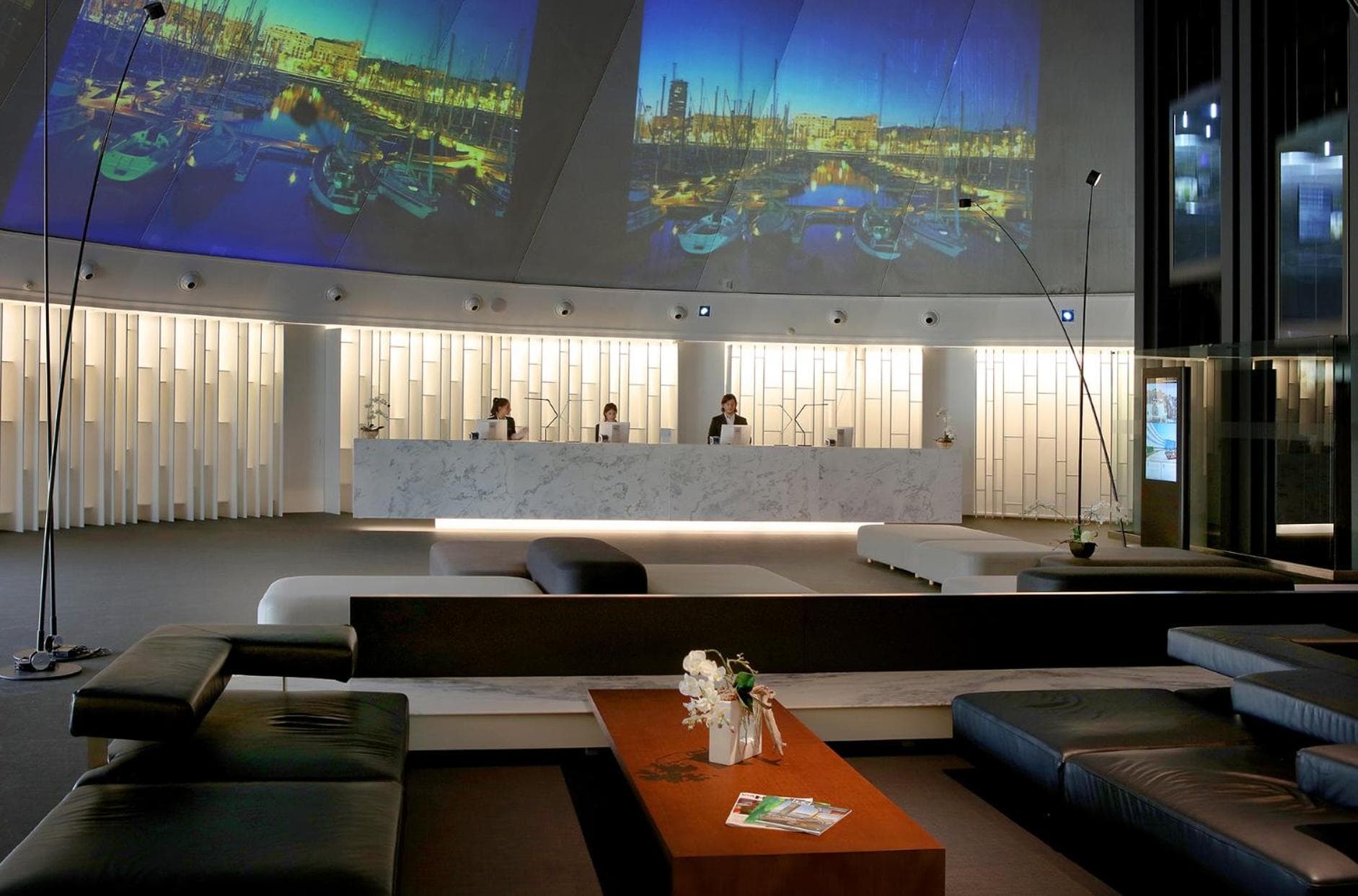 BAH Barcelona Airport Hotel — 4