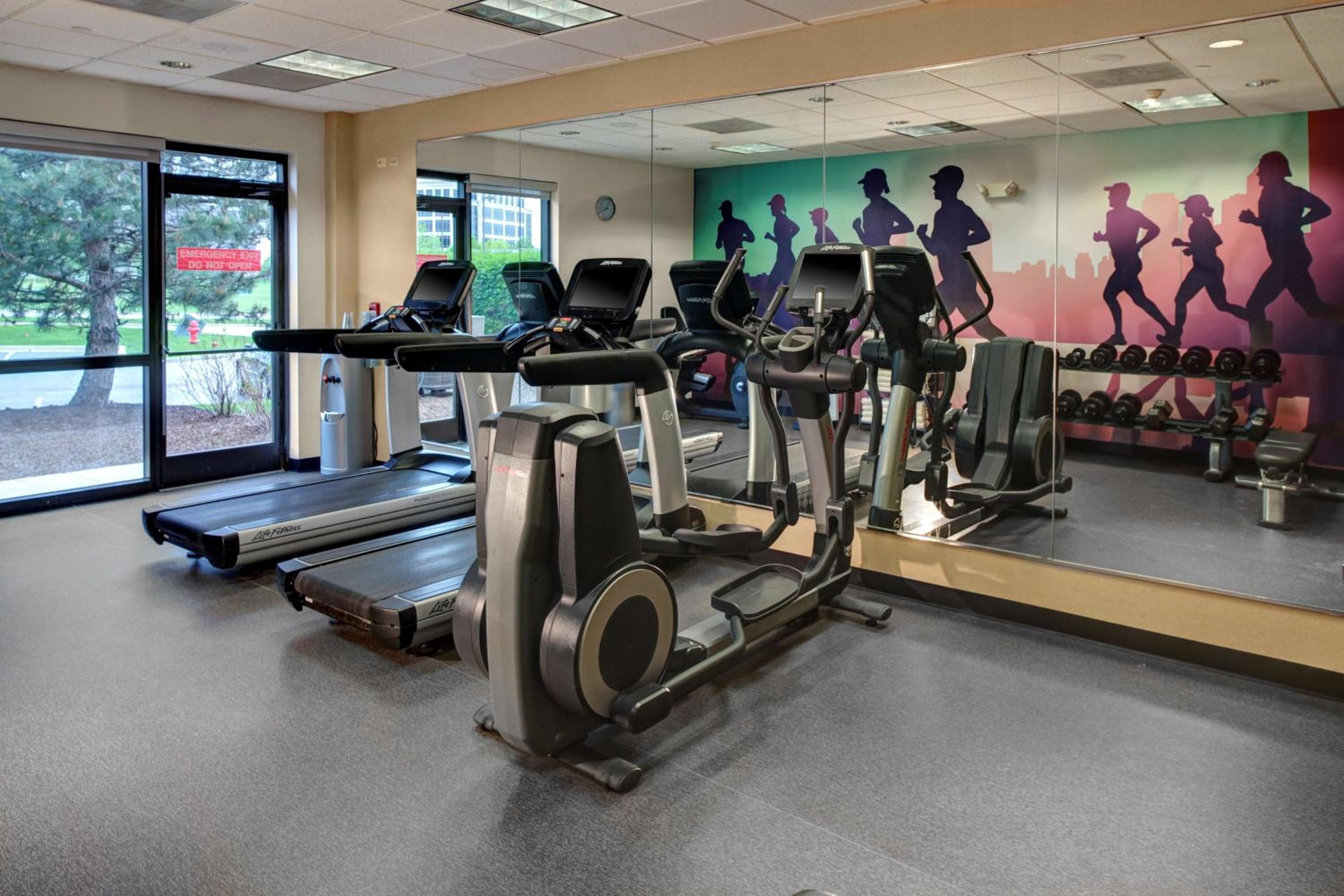 Hyatt Place Tampa-Busch Gardens — 5