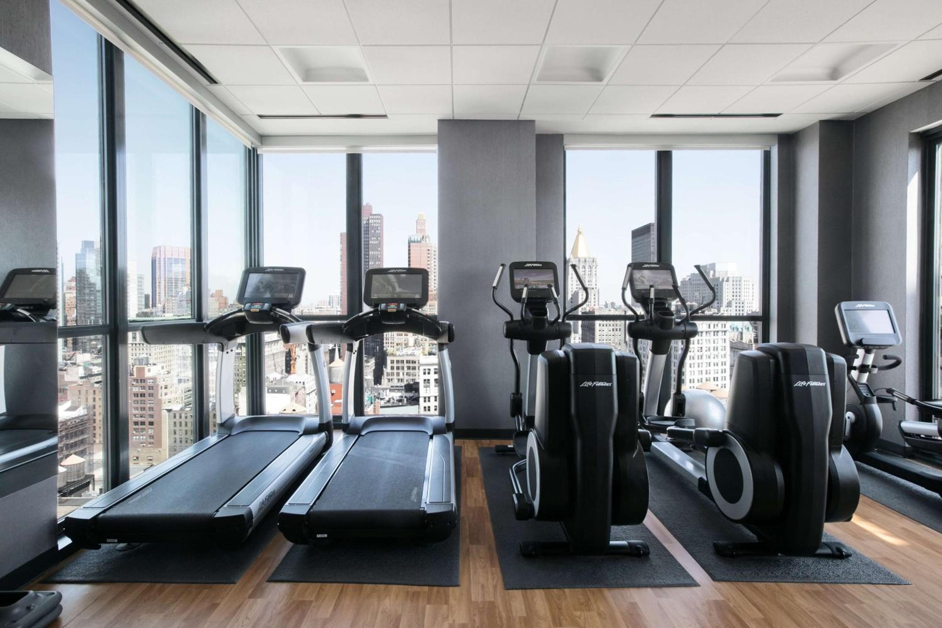 Hyatt House New York/Chelsea — 17