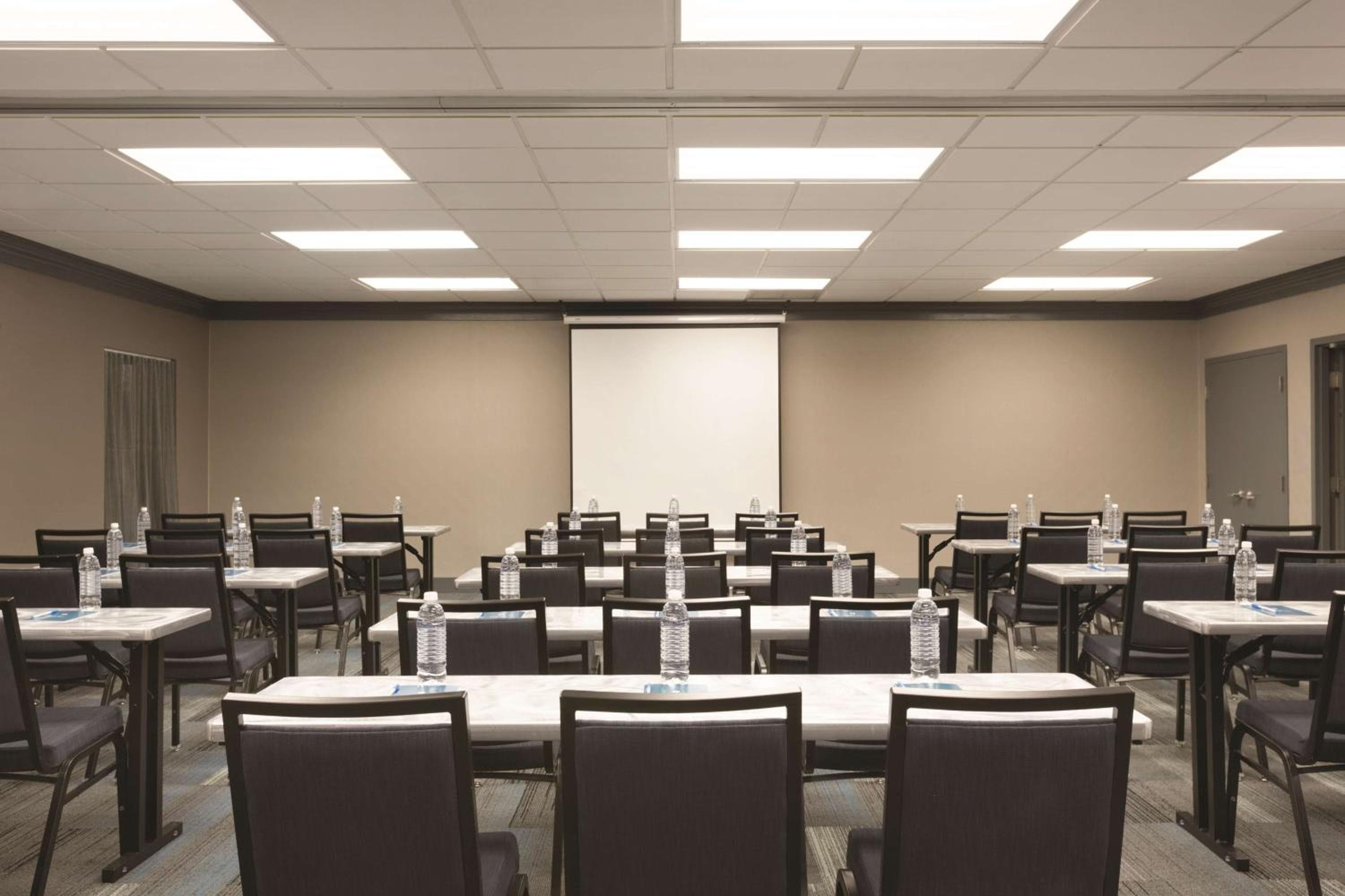 Hyatt House Miami Airport — 29