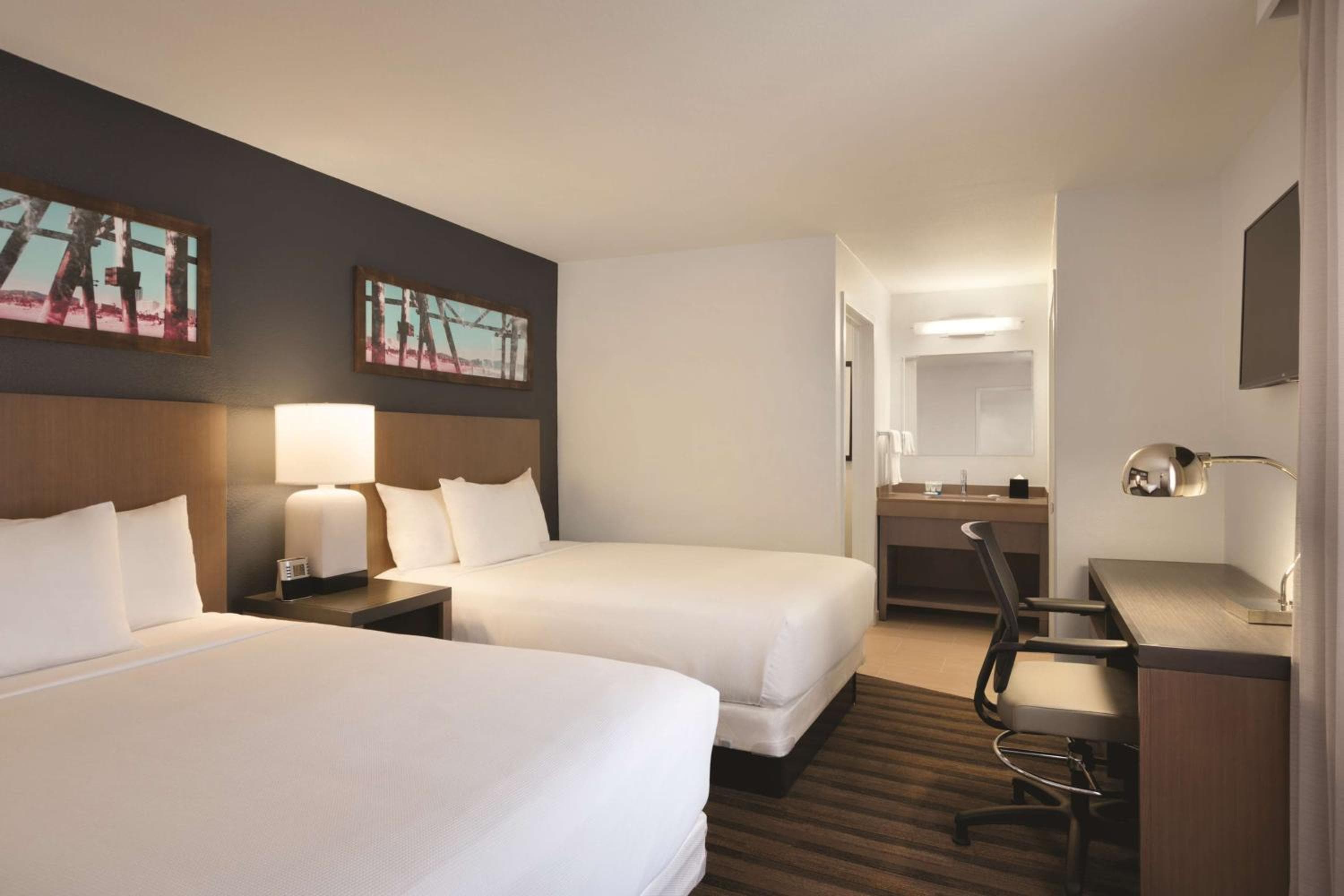 Hyatt House Miami Airport — 4