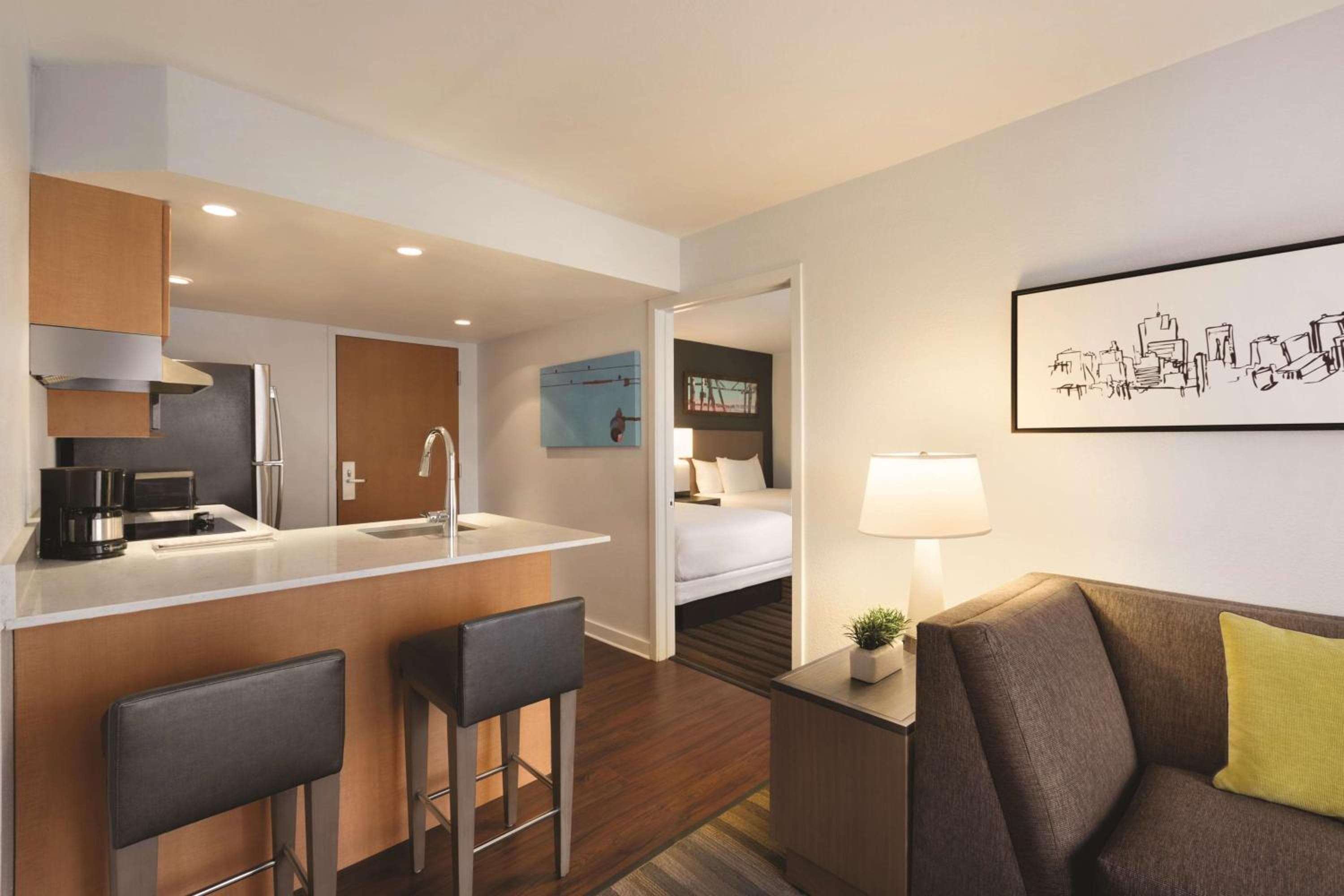 Hyatt House Miami Airport — 2