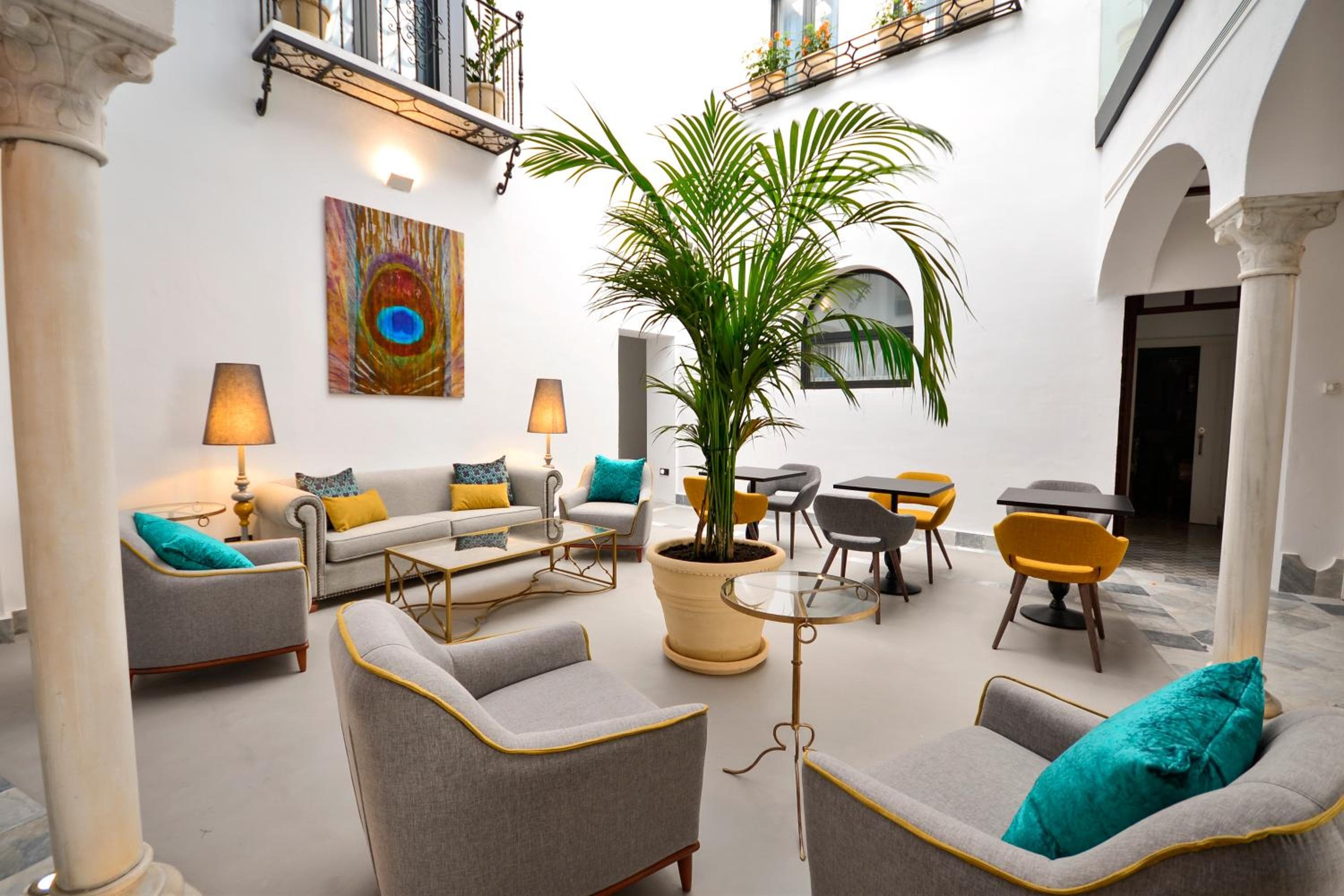 Hotel Legado Alcazar — 1