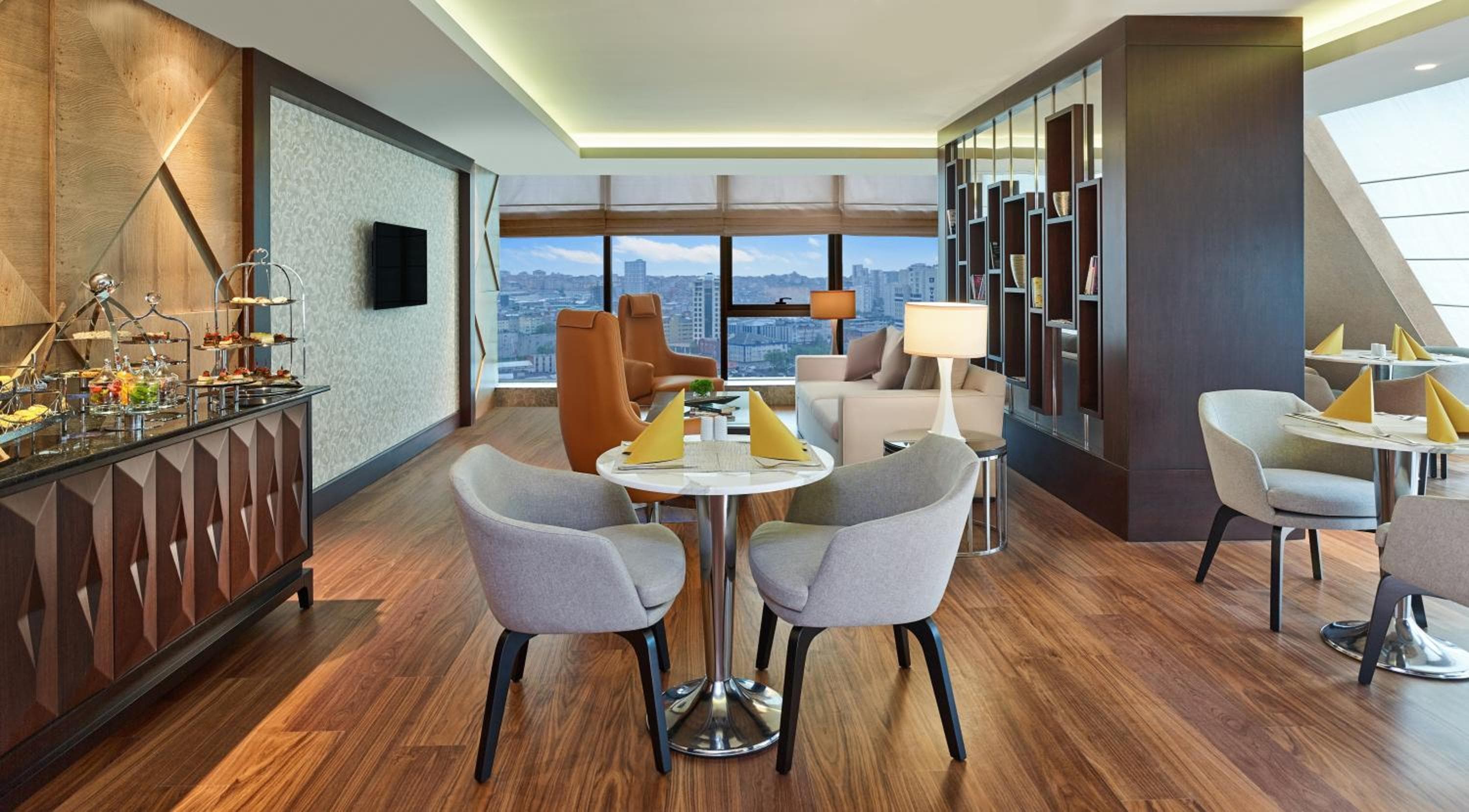 Elite World Grand Istanbul Press Espres — 11