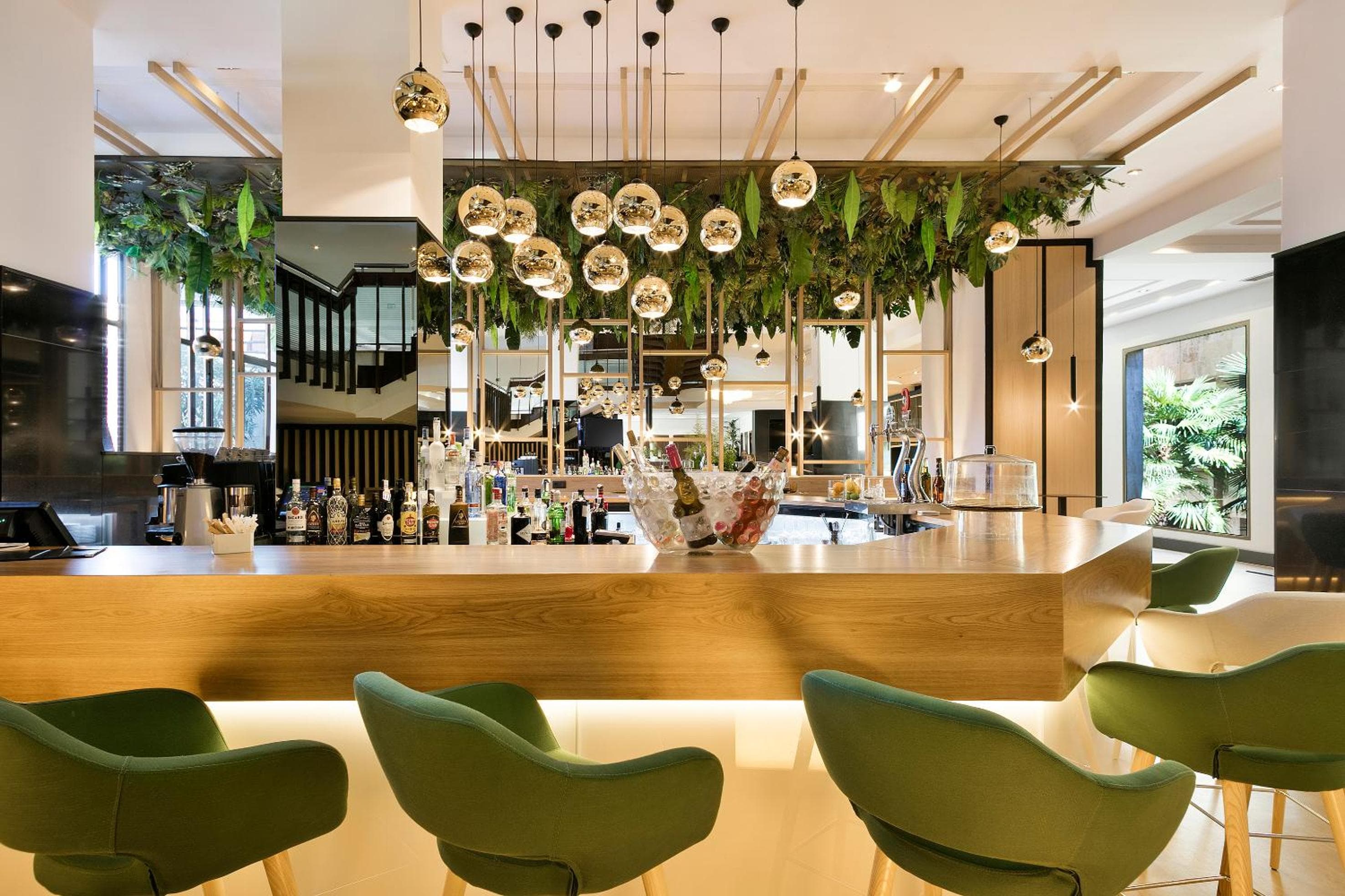 Meliá Barajas — 13