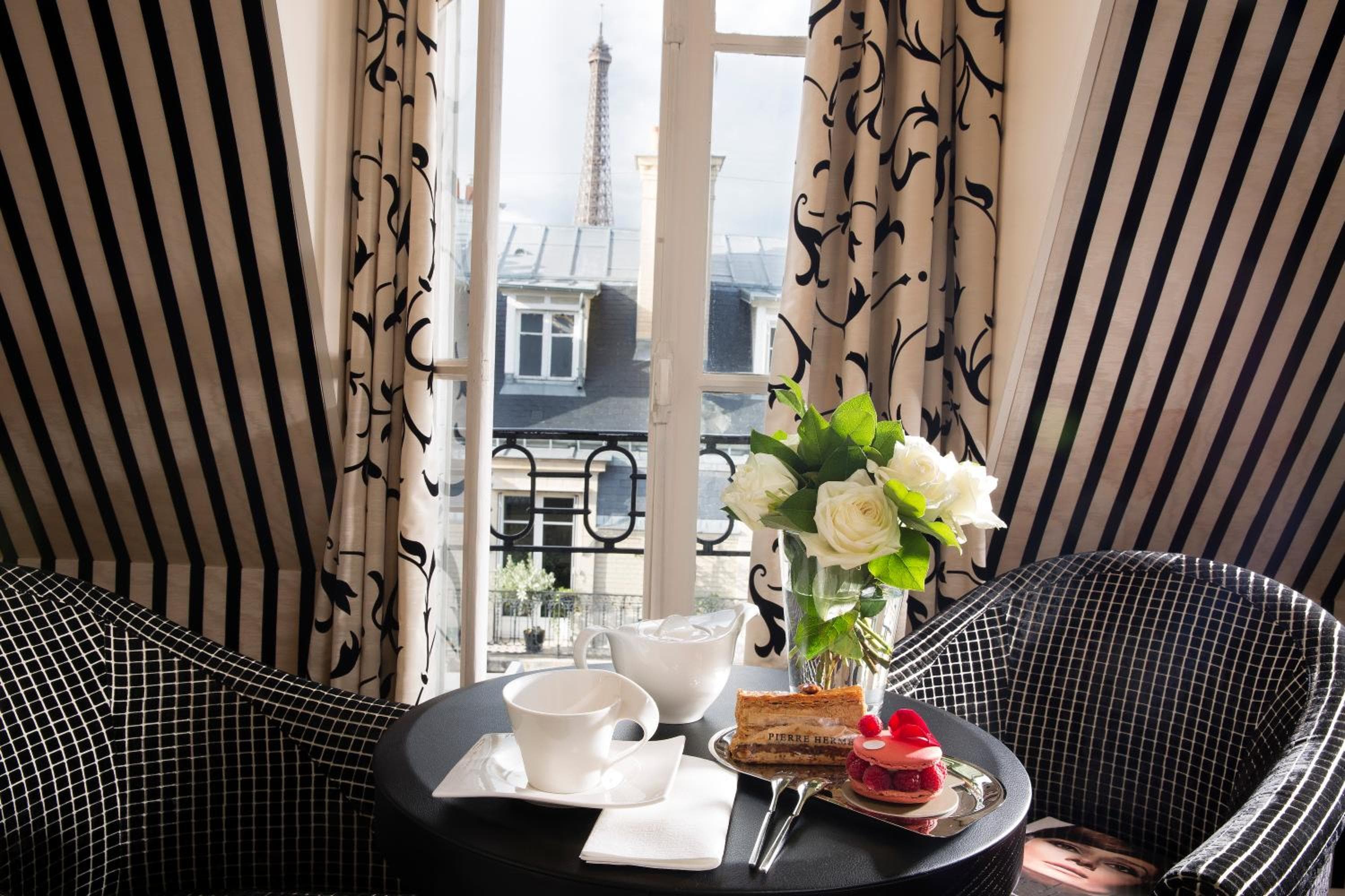 Hotel Ares Eiffel — 22
