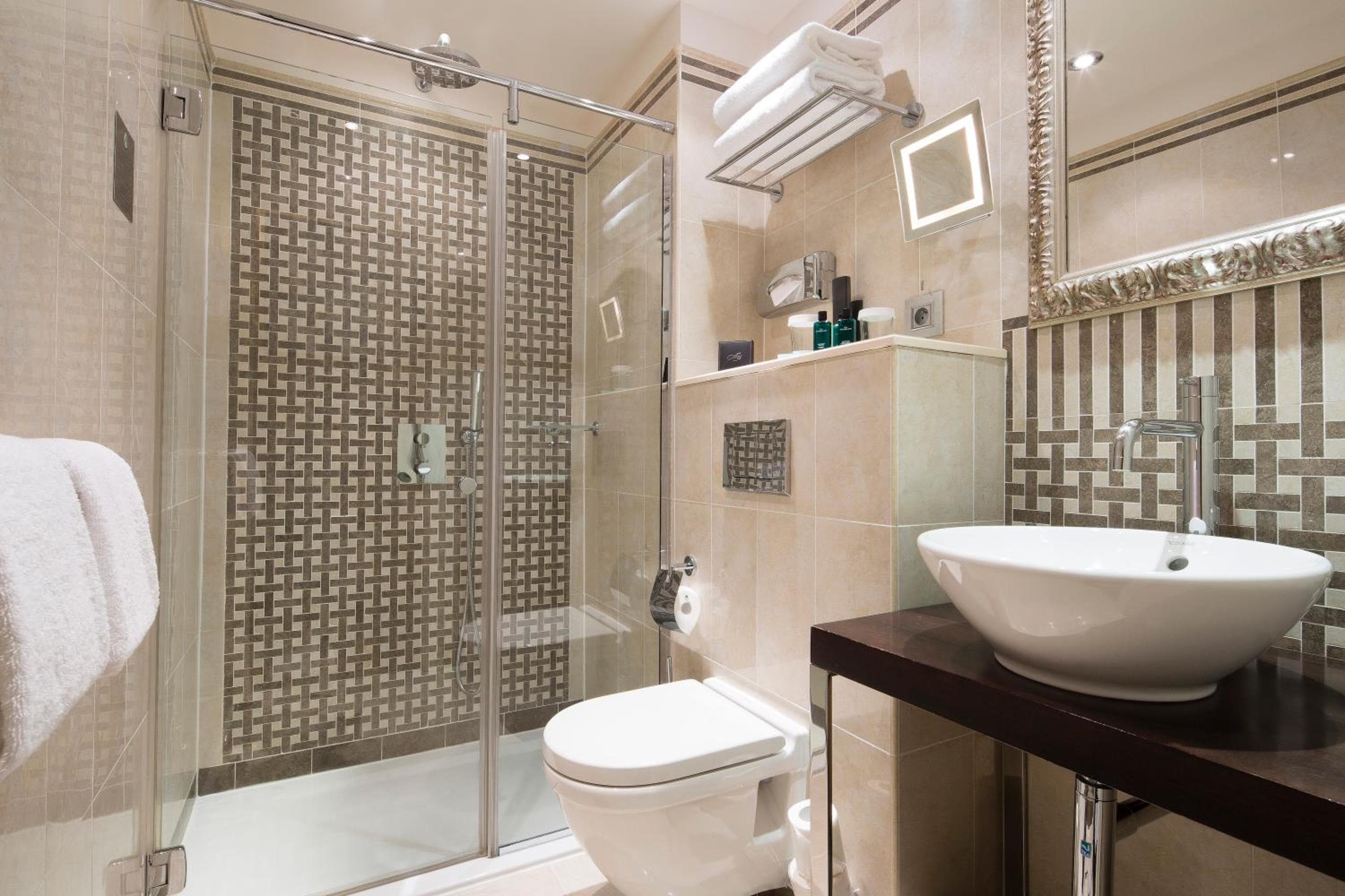 Hotel Ares Eiffel — 29