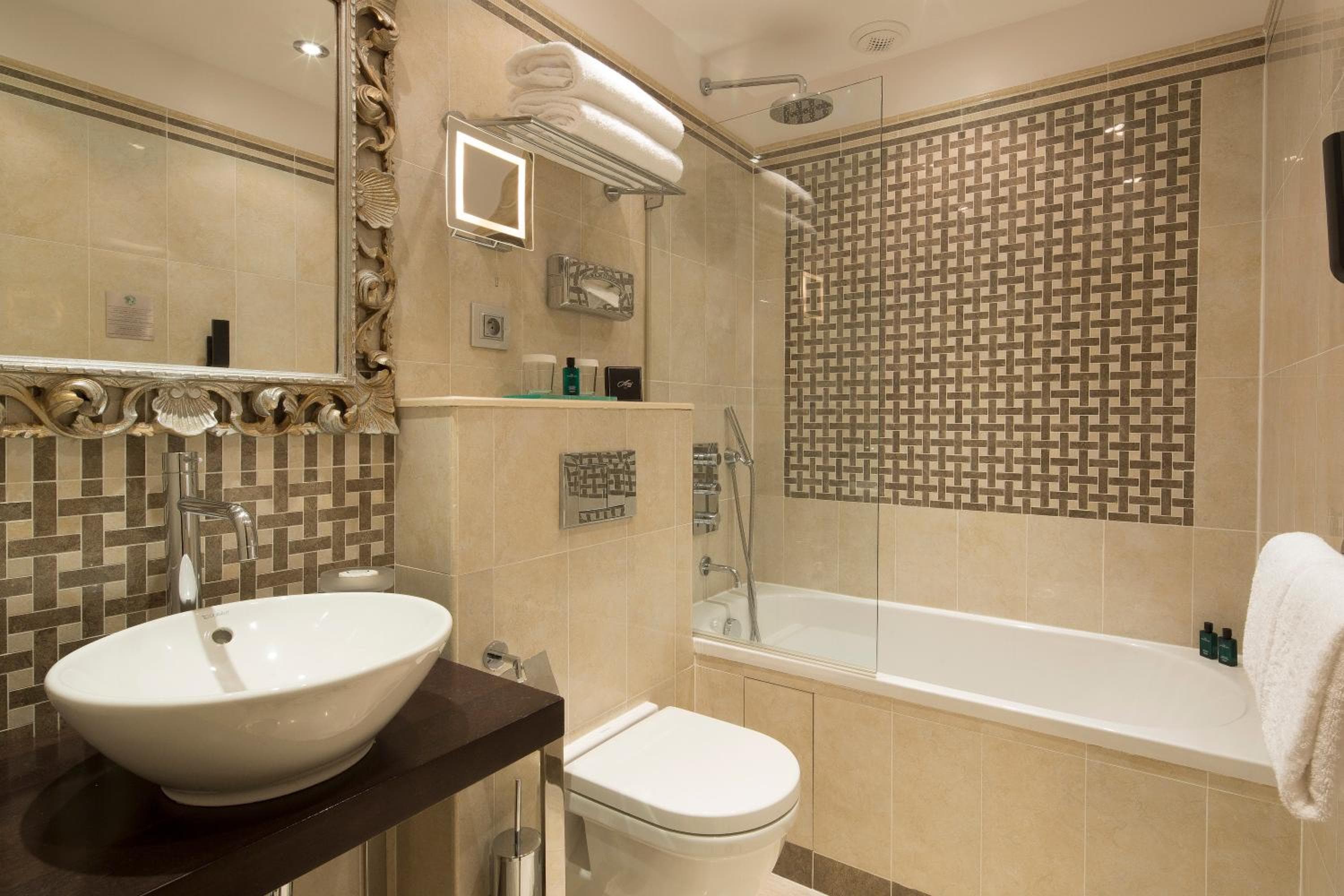 Hotel Ares Eiffel — 30