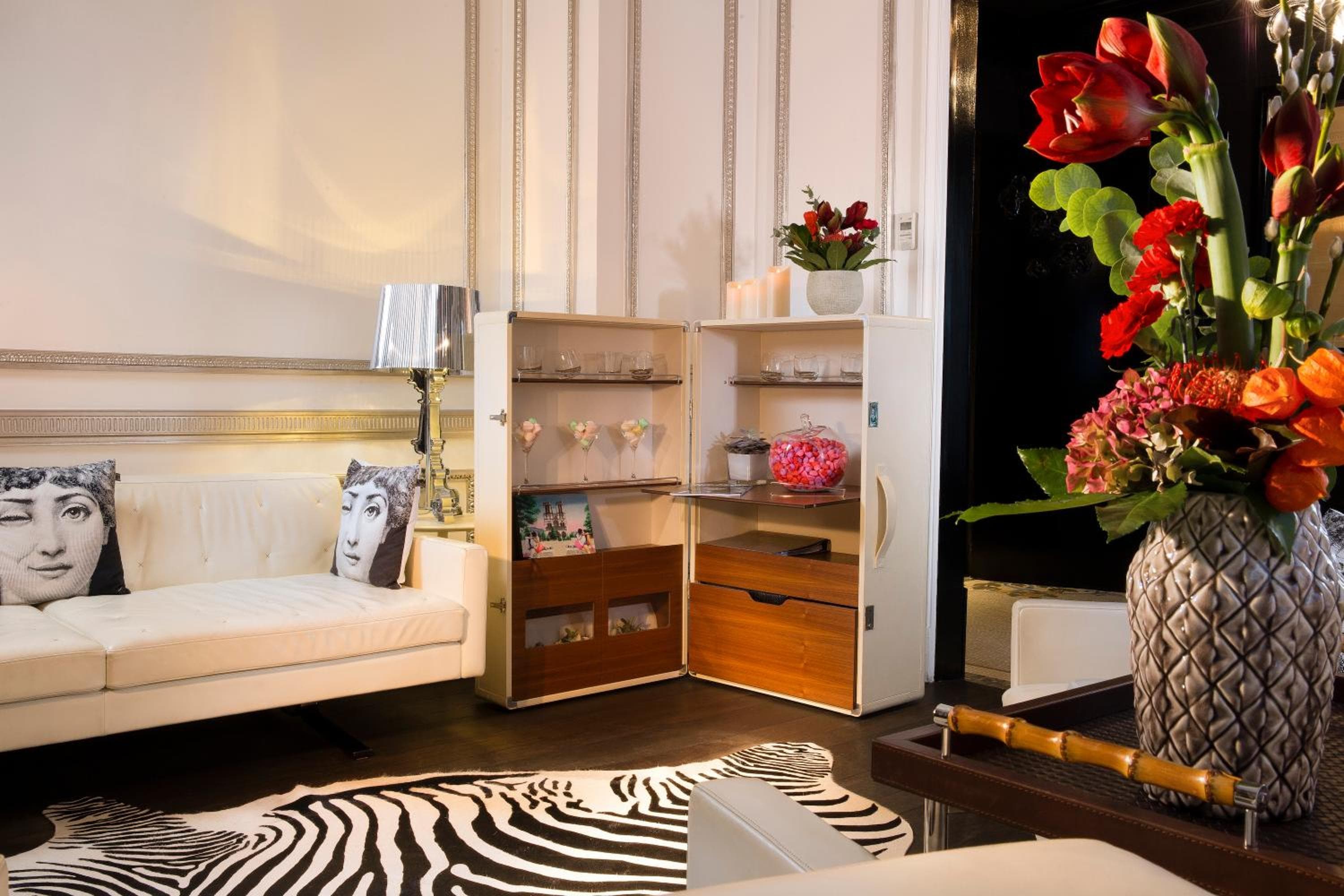 Hotel Ares Eiffel — 11