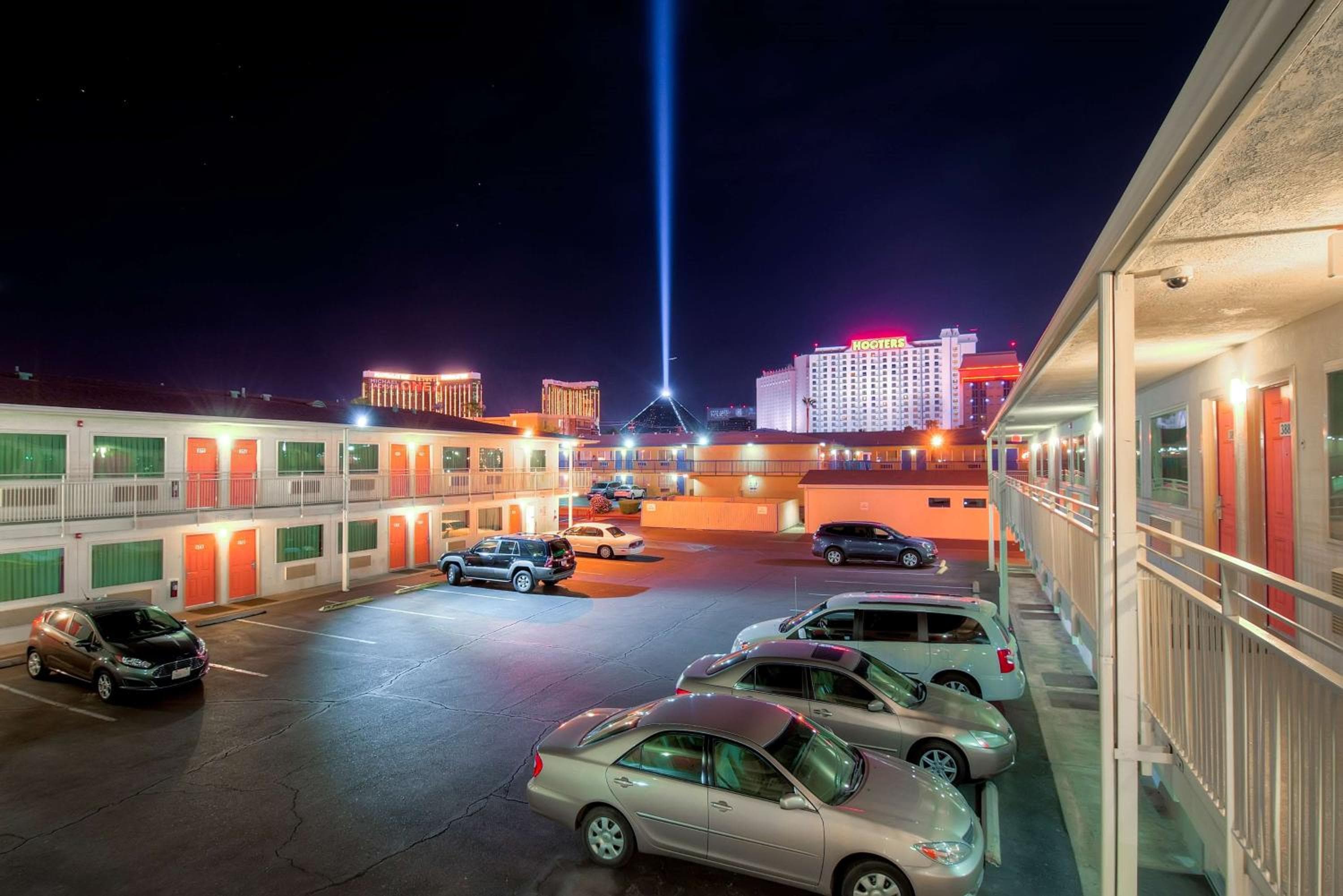 Studio 6 Suites Las Vegas, NV - Tropicana — 14