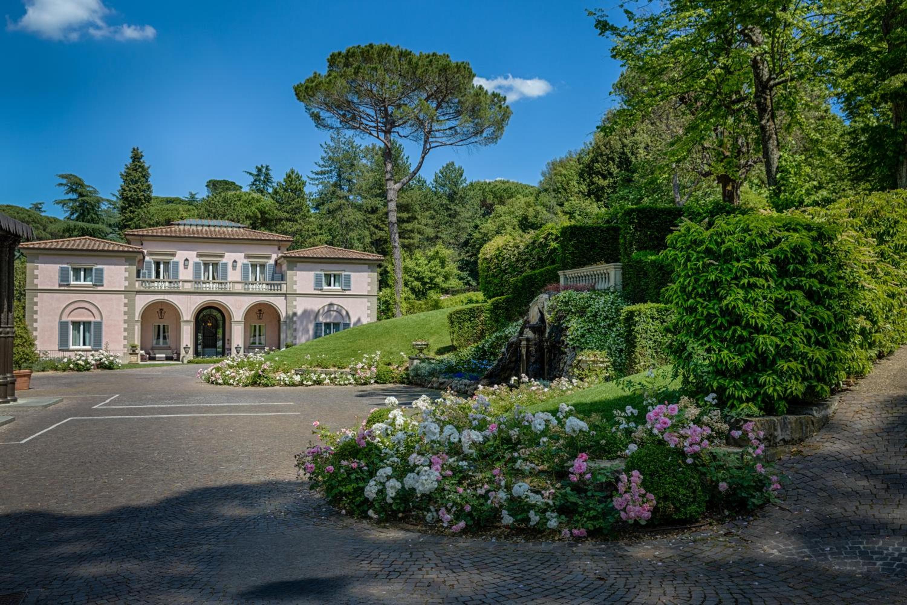 Villa Cora — 13