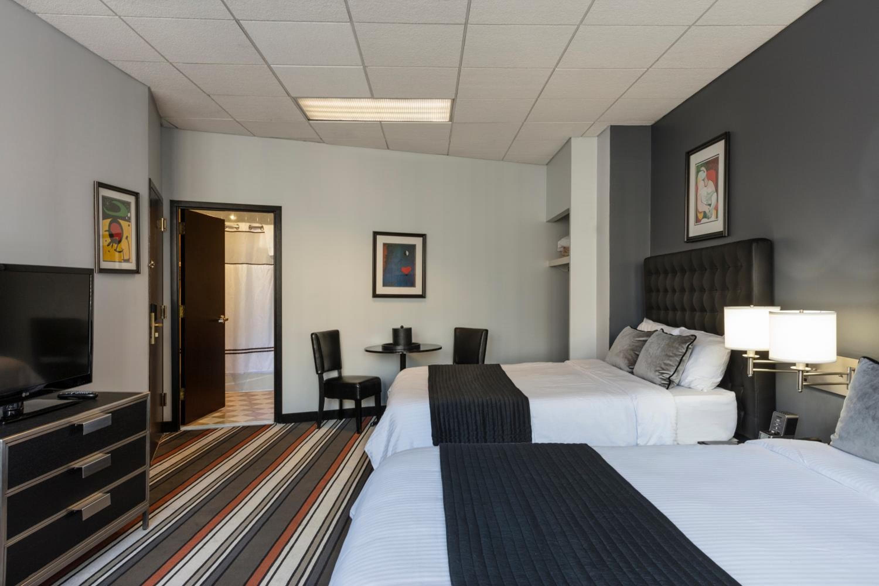 Broadway Plaza Hotel — 9
